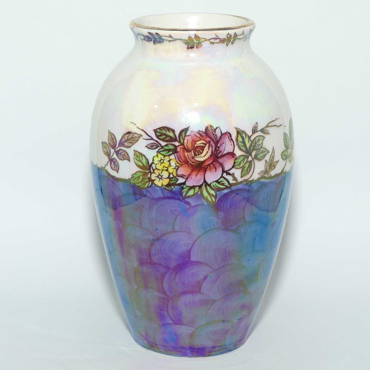 Maling vase | Rosina pattern with Blue ground and Lustre | Pattern 6623