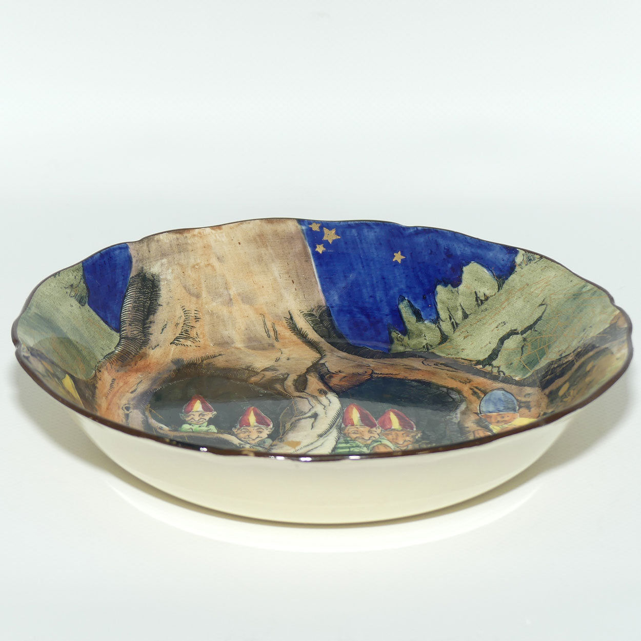 Royal Doulton Gnomes B with gilt highlights round bowl D4697