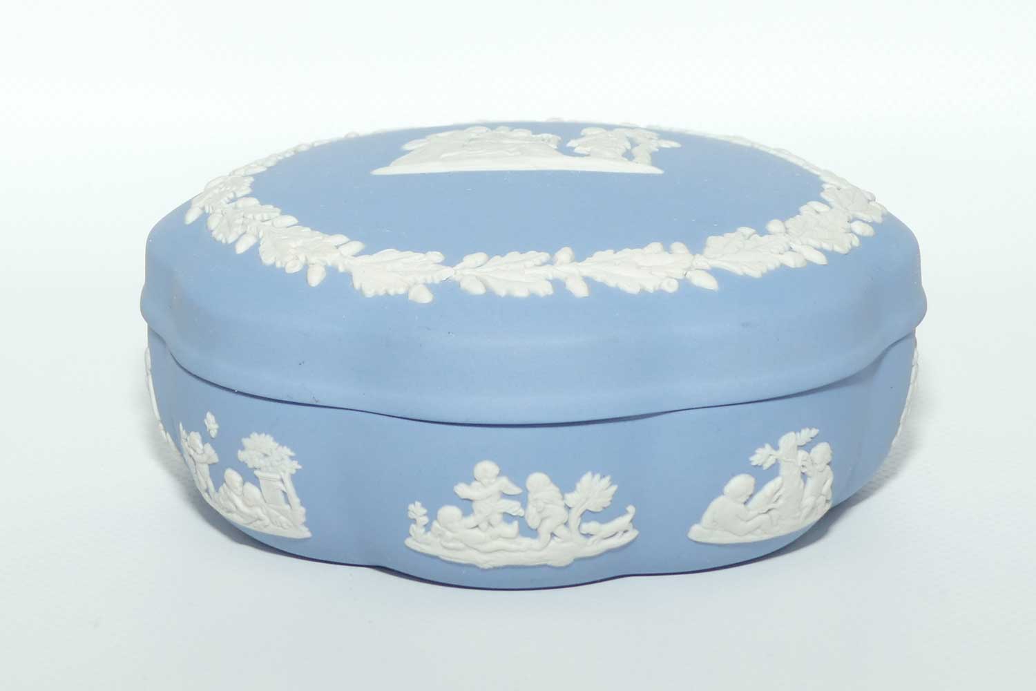 Wedgwood Jasper | White on Pale Blue | Well decorated large round box | Grecian scene | Acorn border