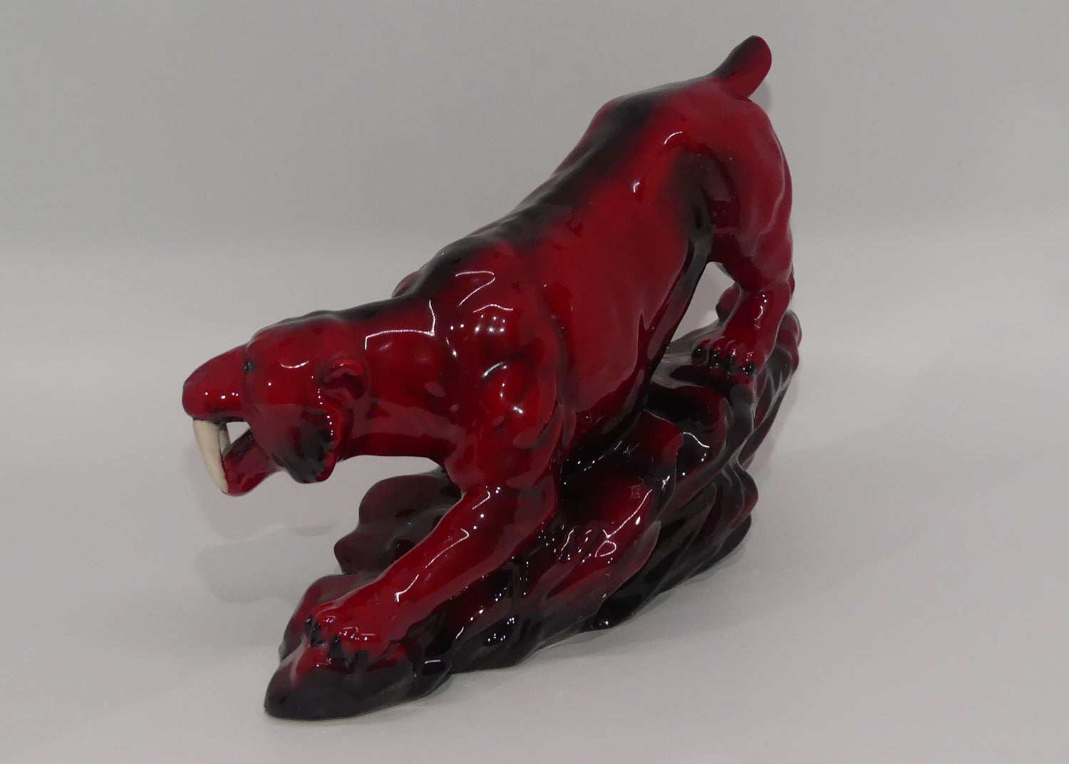 peggy-davies-ceramics-ruby-fusion-glaze-tiger-on-rock-3-white-teeth