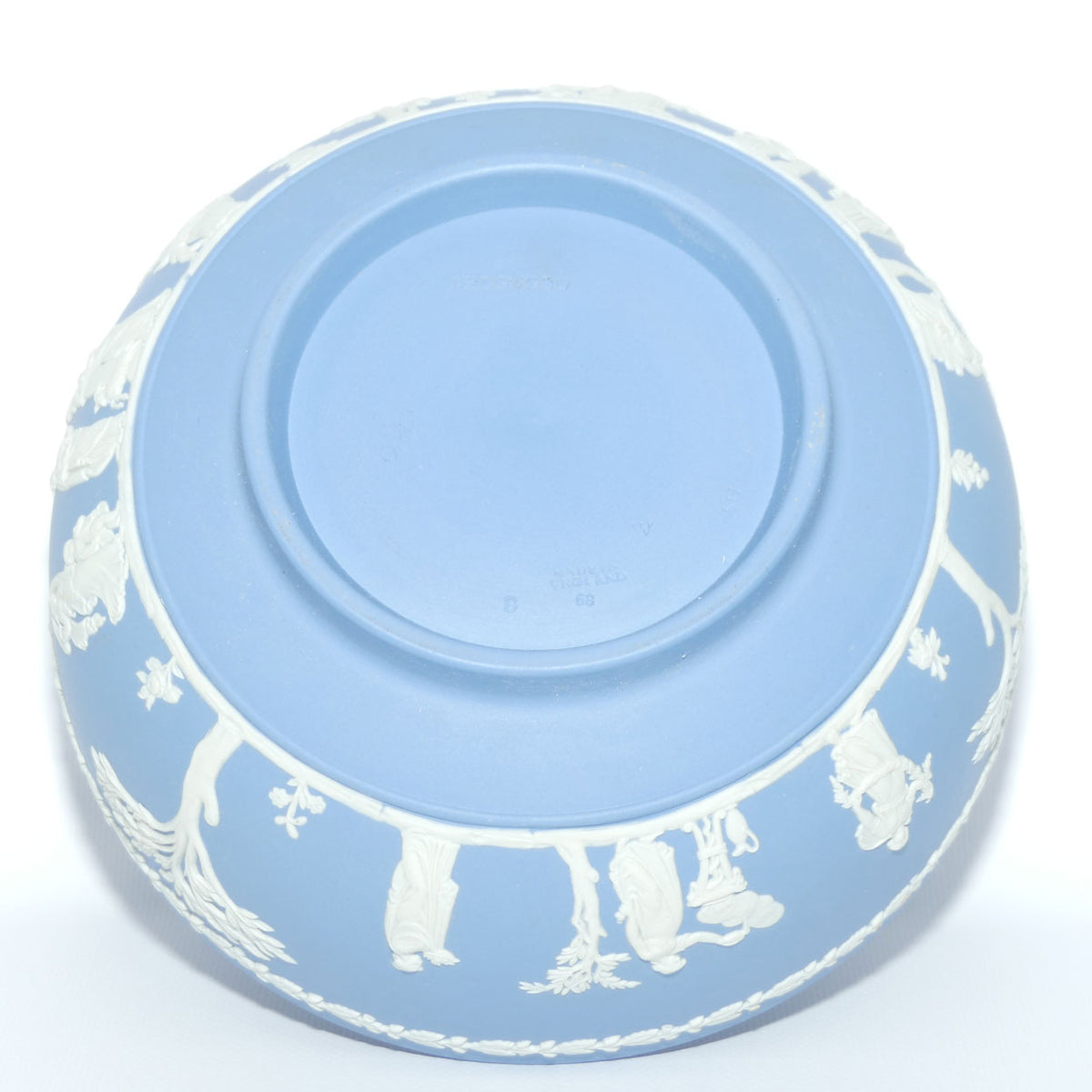 Wedgwood Jasper | White on Pale Blue Fruit bowl | 20cm diam | #2