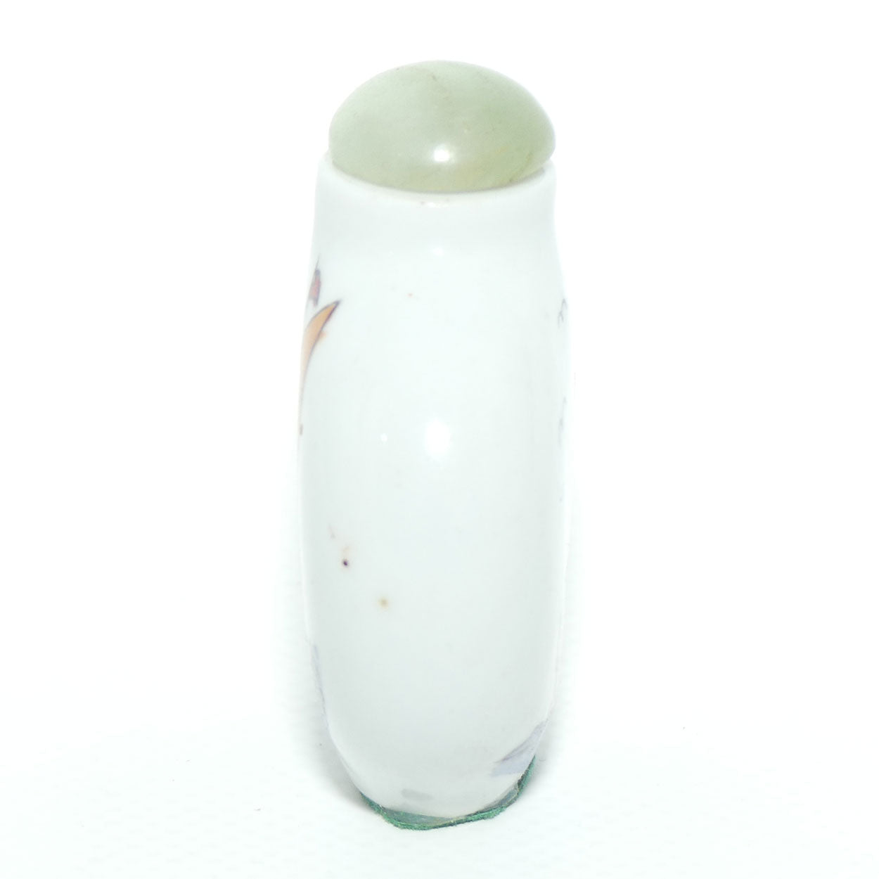 Chinese round shape snuff bottle with greenstone stopper | Chinese Junk Scene