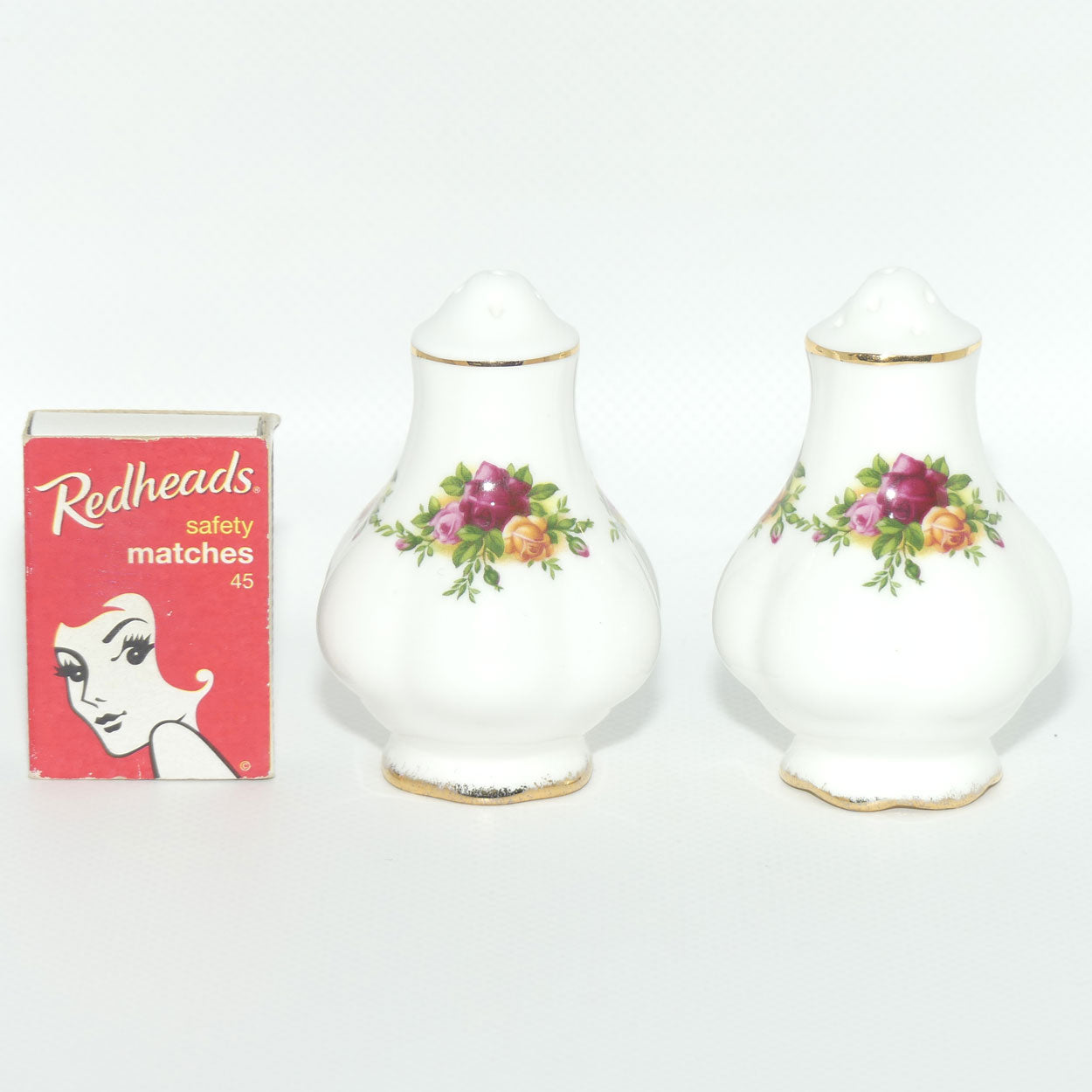 Royal Albert Bone China England Old Country Roses Salt and Pepper set | #1