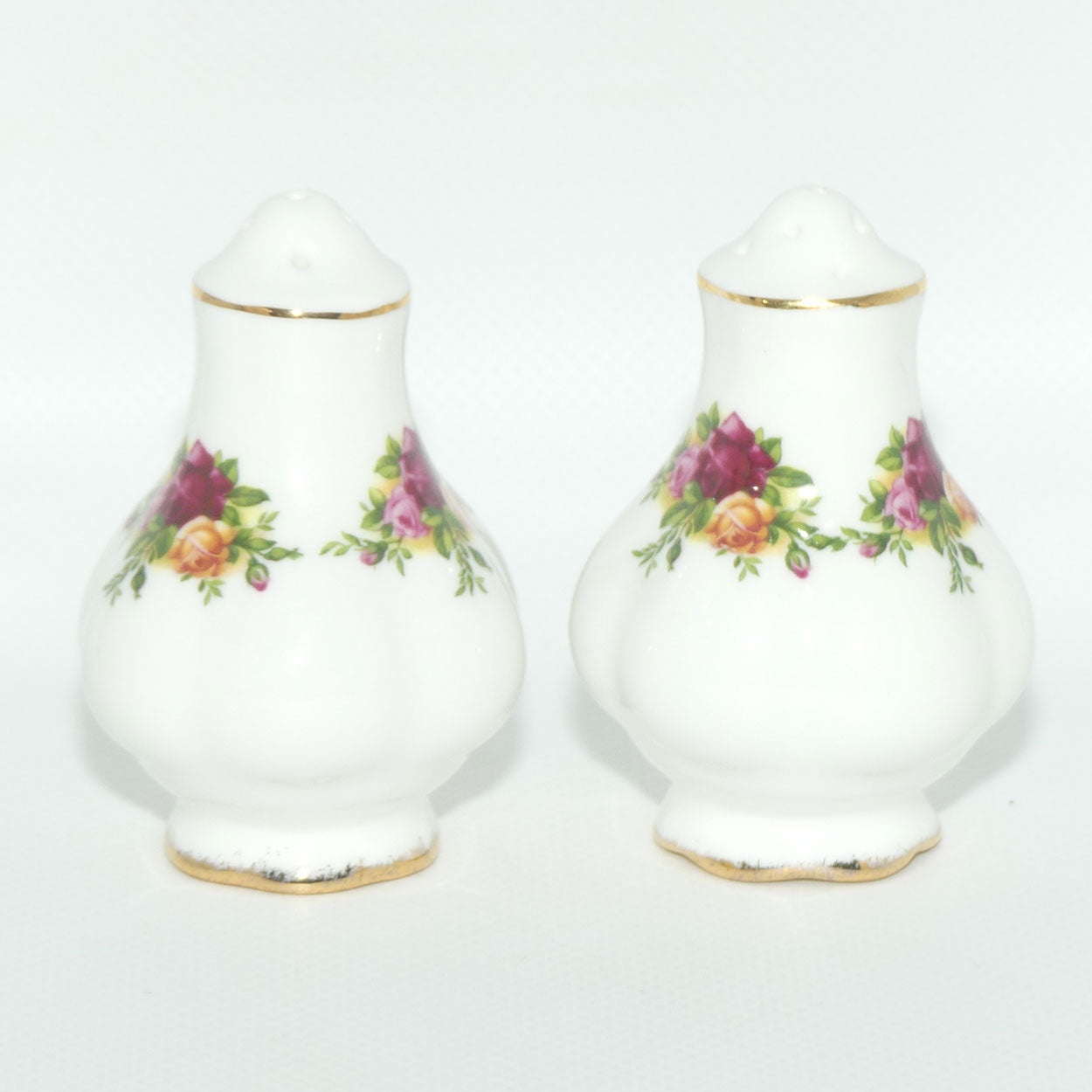 Royal Albert Bone China England Old Country Roses Salt and Pepper set | #1