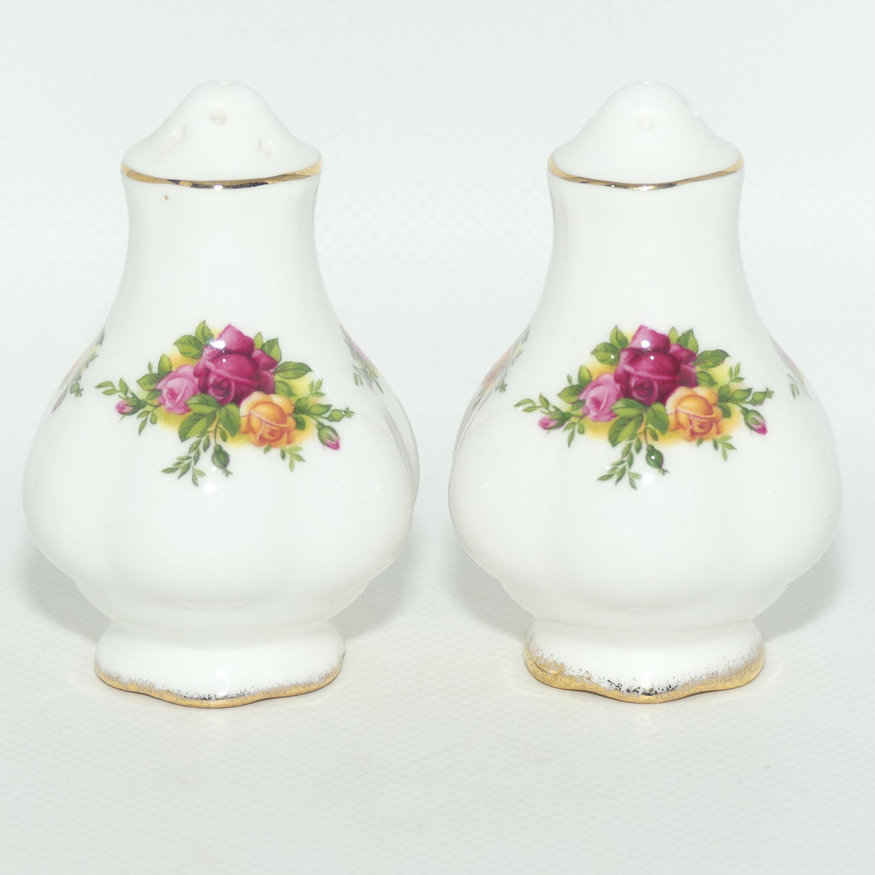 Royal Albert Bone China England Old Country Roses Salt and Pepper set | #2