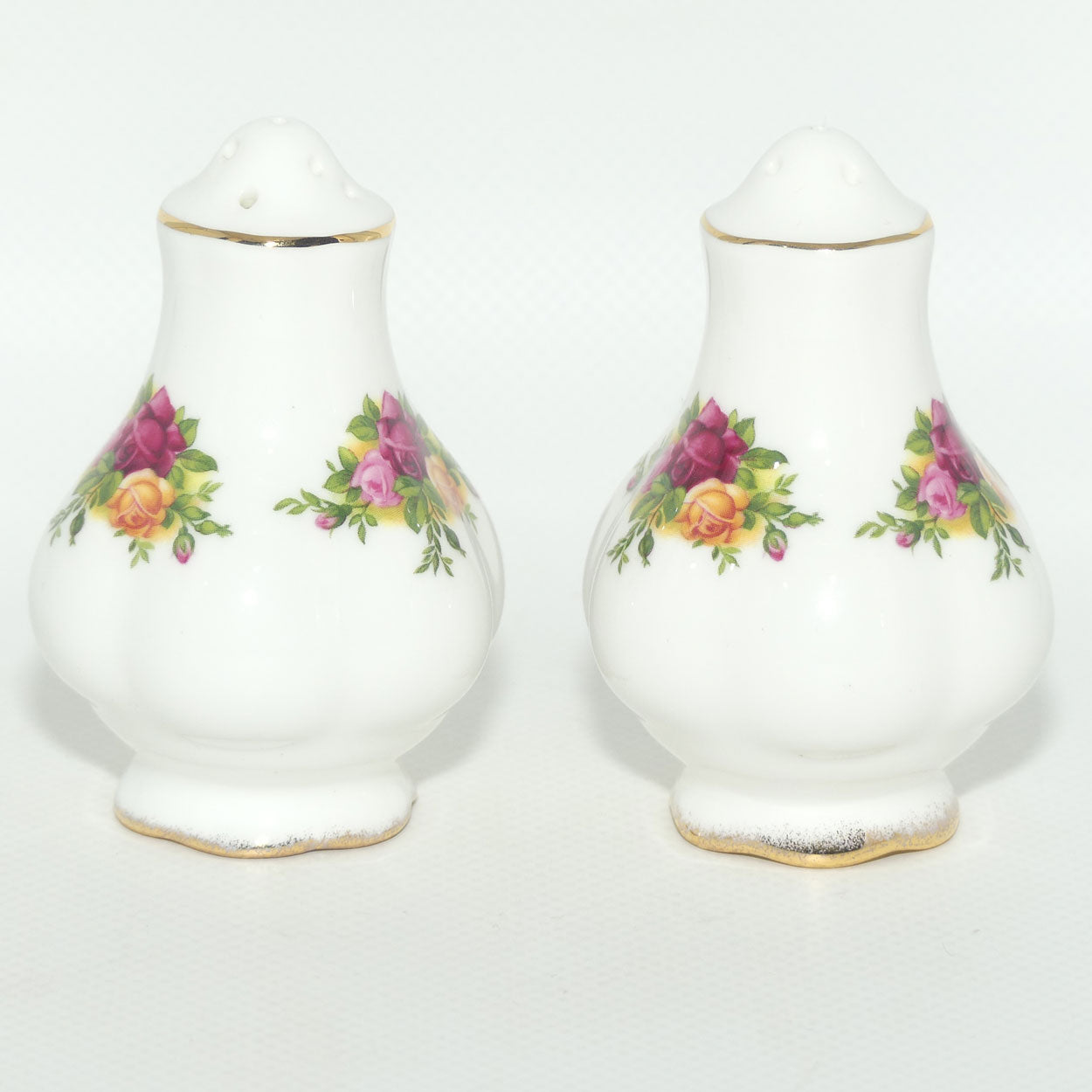 Royal Albert Bone China England Old Country Roses Salt and Pepper set | #2