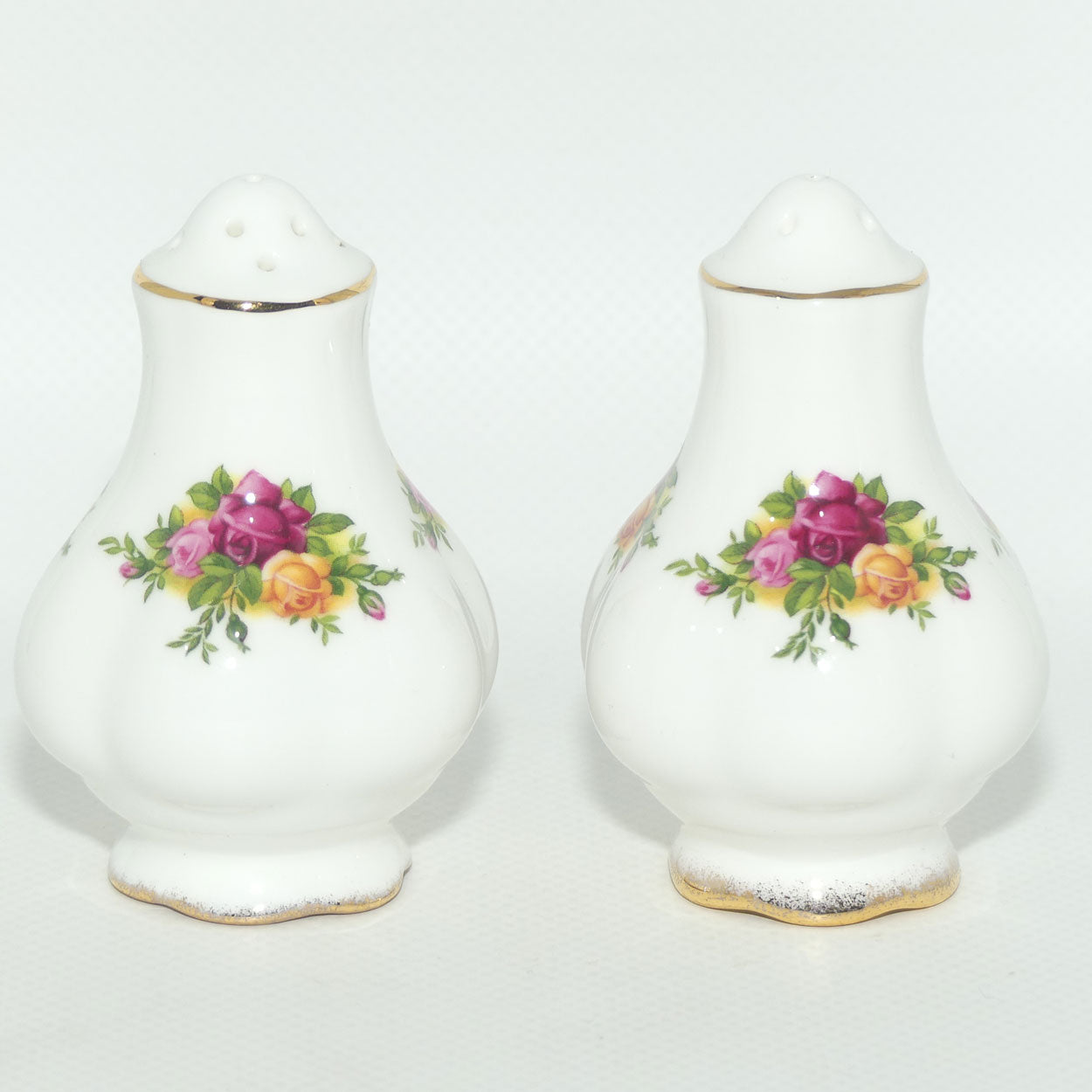 Royal Albert Bone China England Old Country Roses Salt and Pepper set | #2