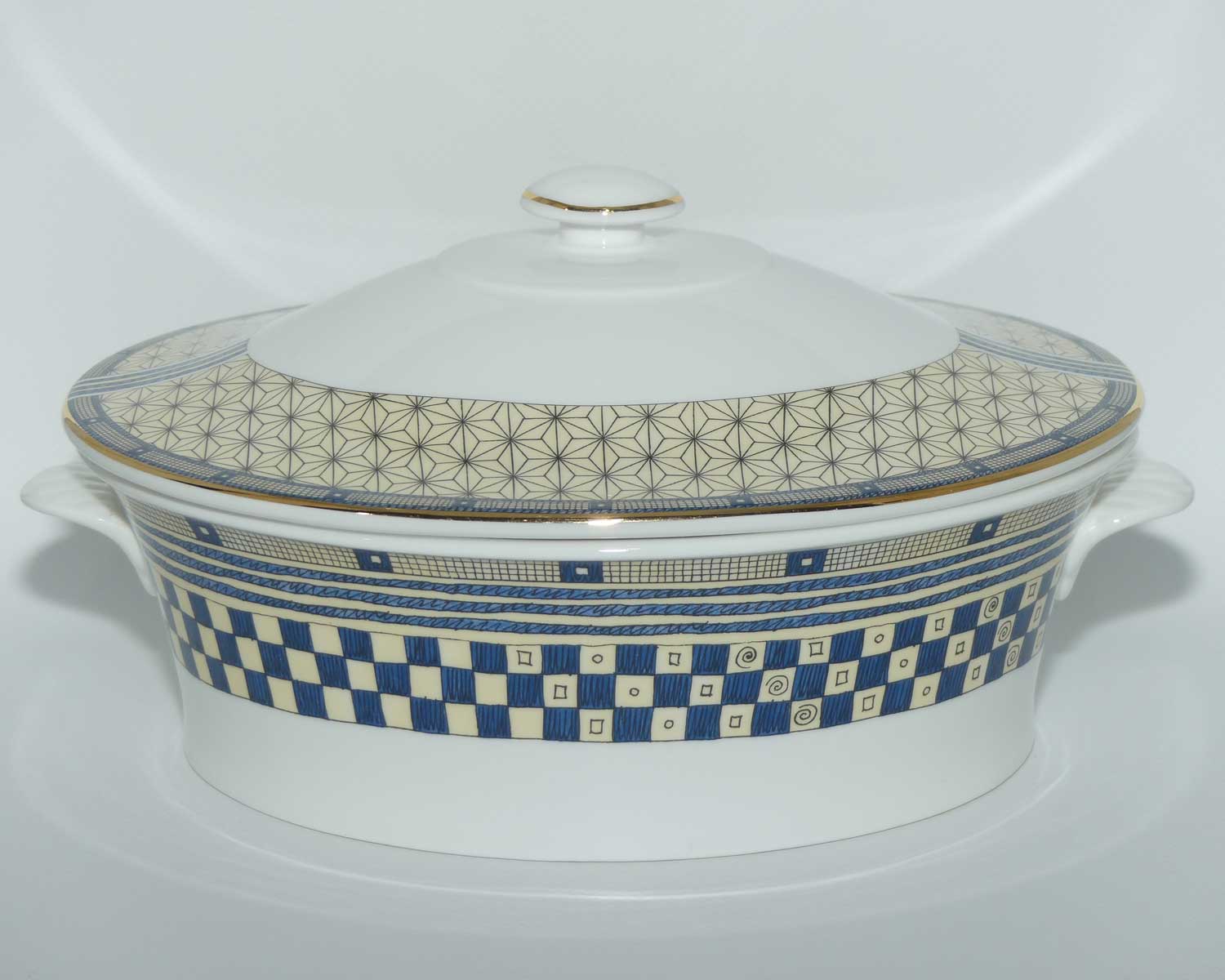 Wedgwood Bone China Samurai pattern | Covered Vegetable dish or tureen | #1