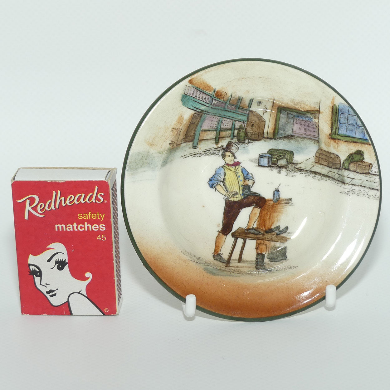 Royal Doulton Dickens Sam Weller beaker cover #2