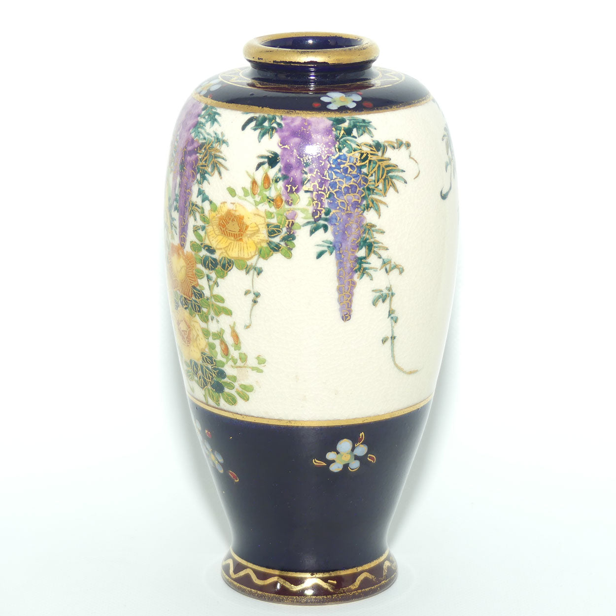 Satsuma vase depicting Wisteria by Koshida | late Meiji | Taisho period