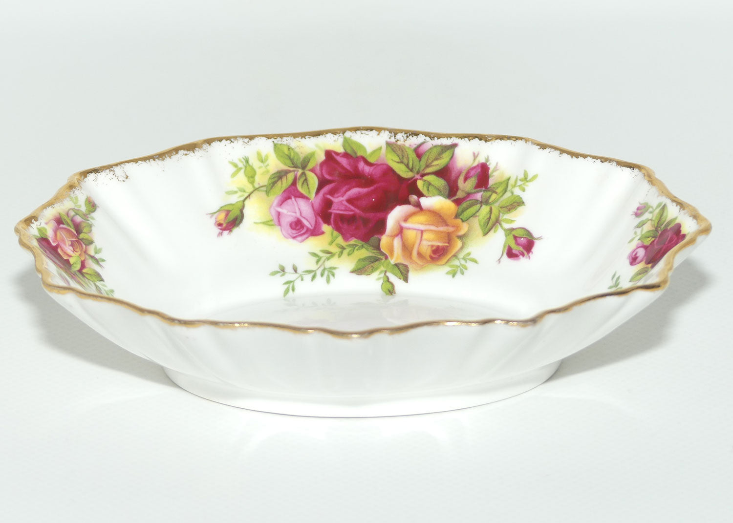 Royal Albert Bone China England Old Country Roses oval fancy dish | early stamp | #2