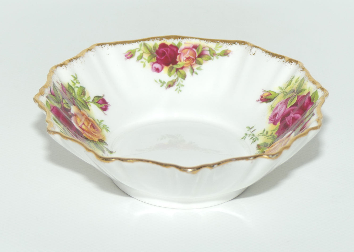 Royal Albert Bone China England Old Country Roses oval fancy dish | early stamp | #2