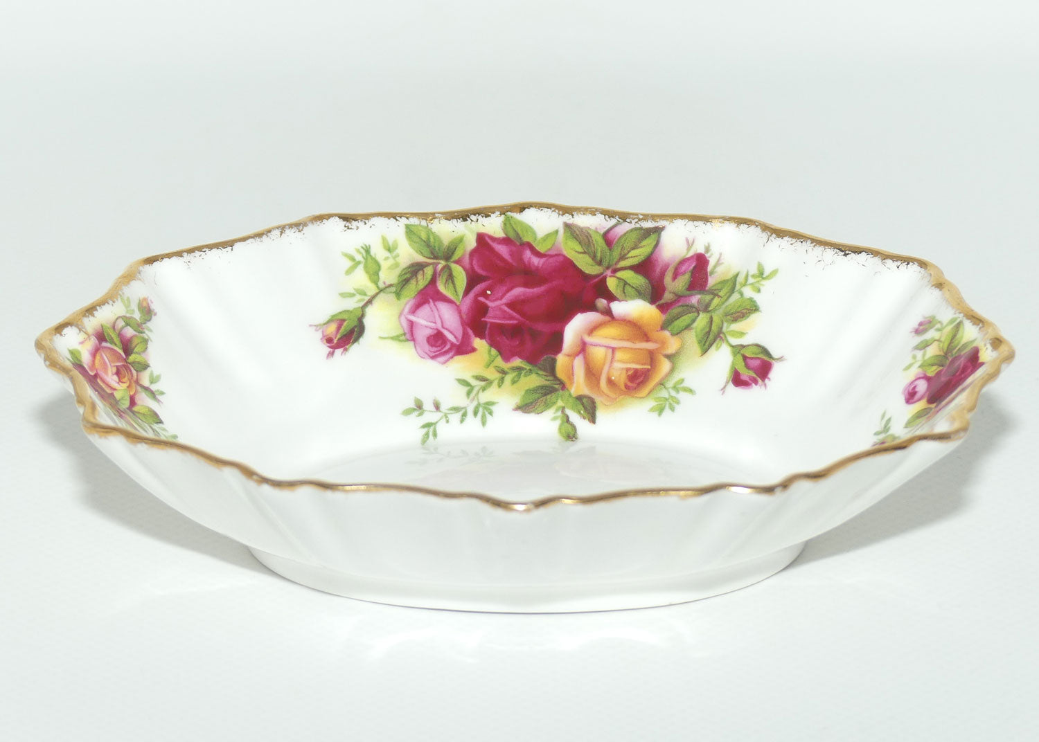 Royal Albert Bone China England Old Country Roses oval fancy dish | early stamp | #2