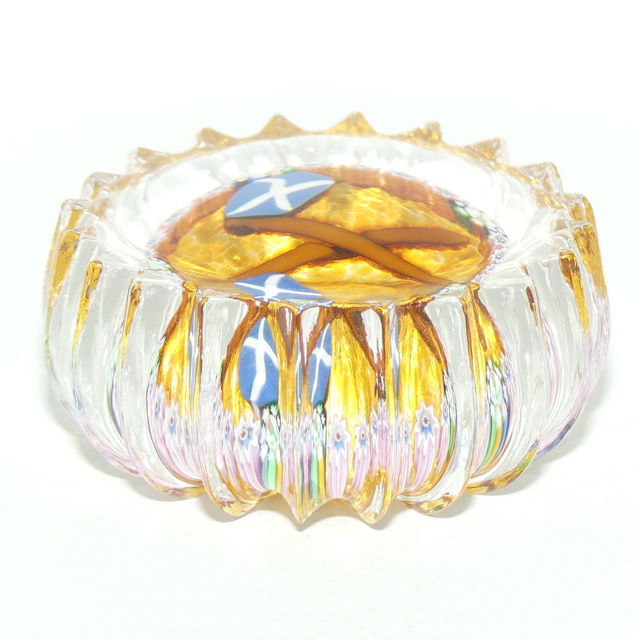 John Deacons Scotland the Brave medium paperweight | Ribbed | Amber