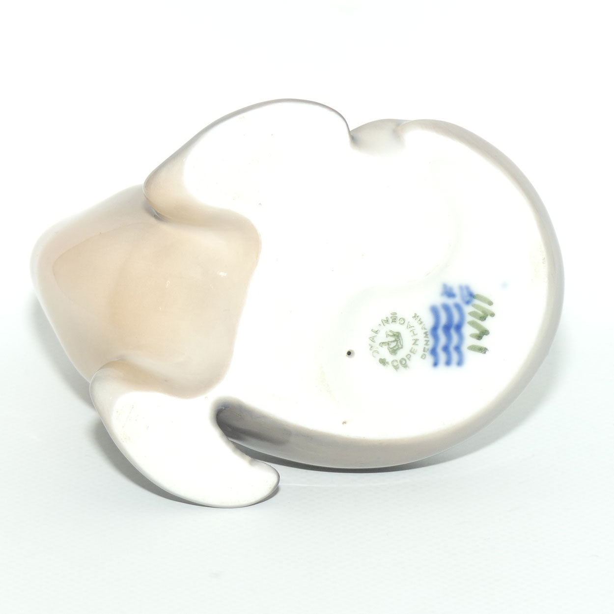 Royal Copenhagen Seal | Looking Up | #1441