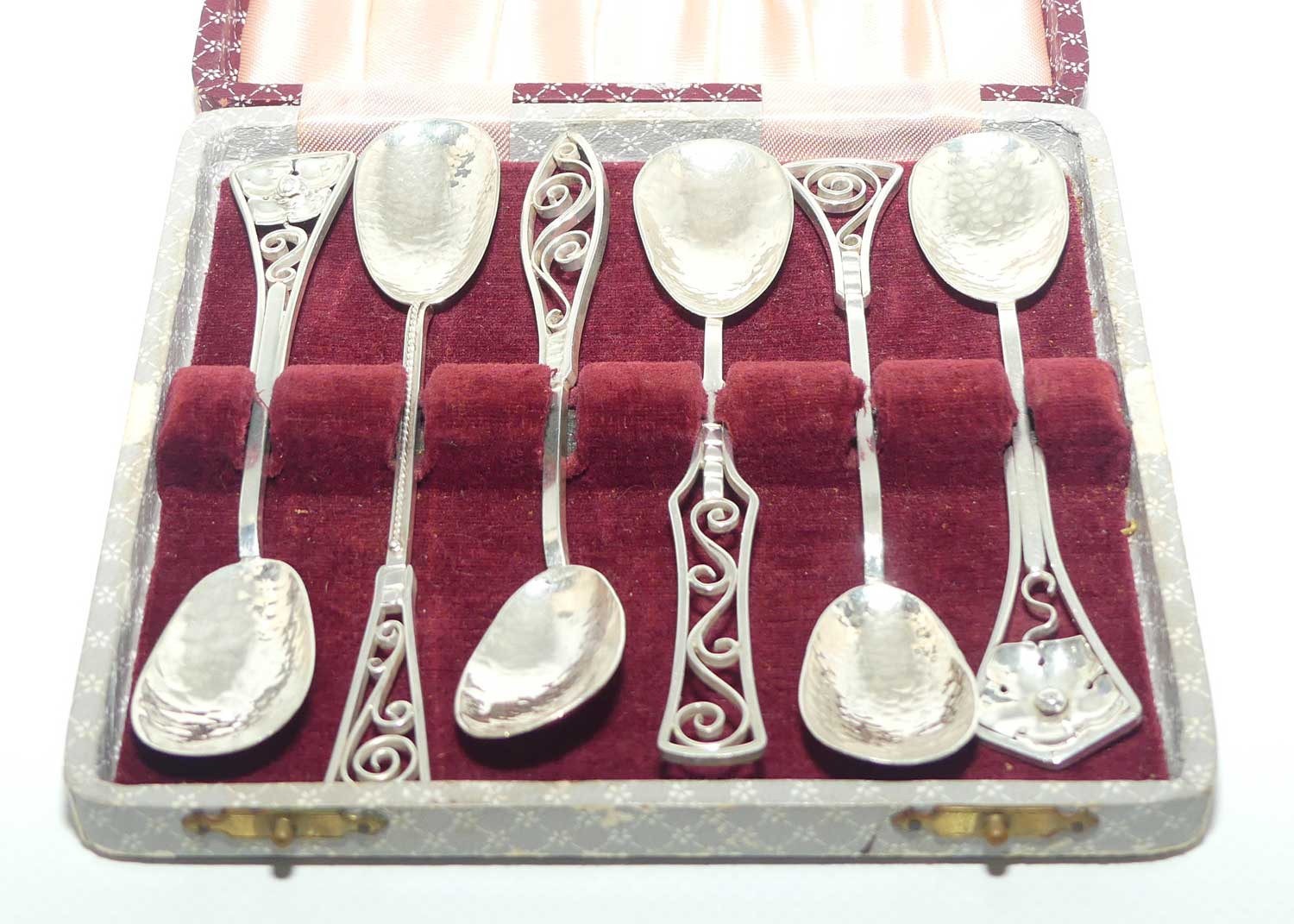 Australian Sterling Silver Arts and Crafts hand beaten set of 6 tea spoons in original box