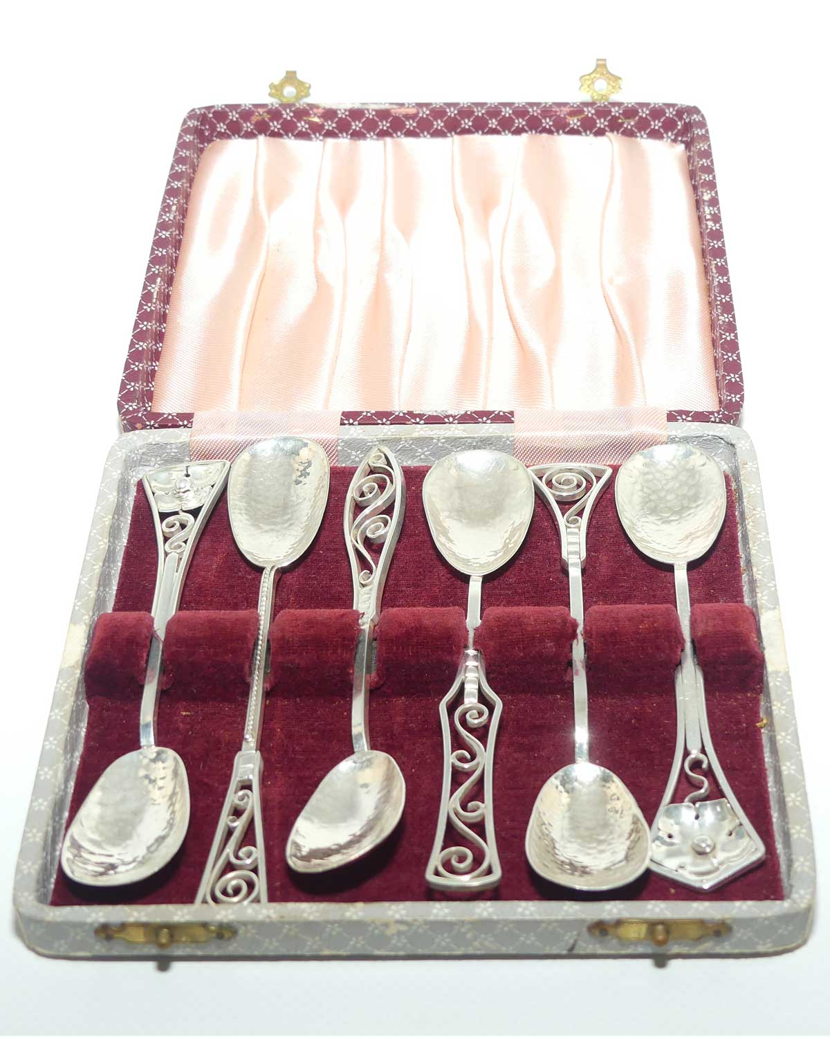 Australian Sterling Silver Arts and Crafts hand beaten set of 6 tea spoons in original box