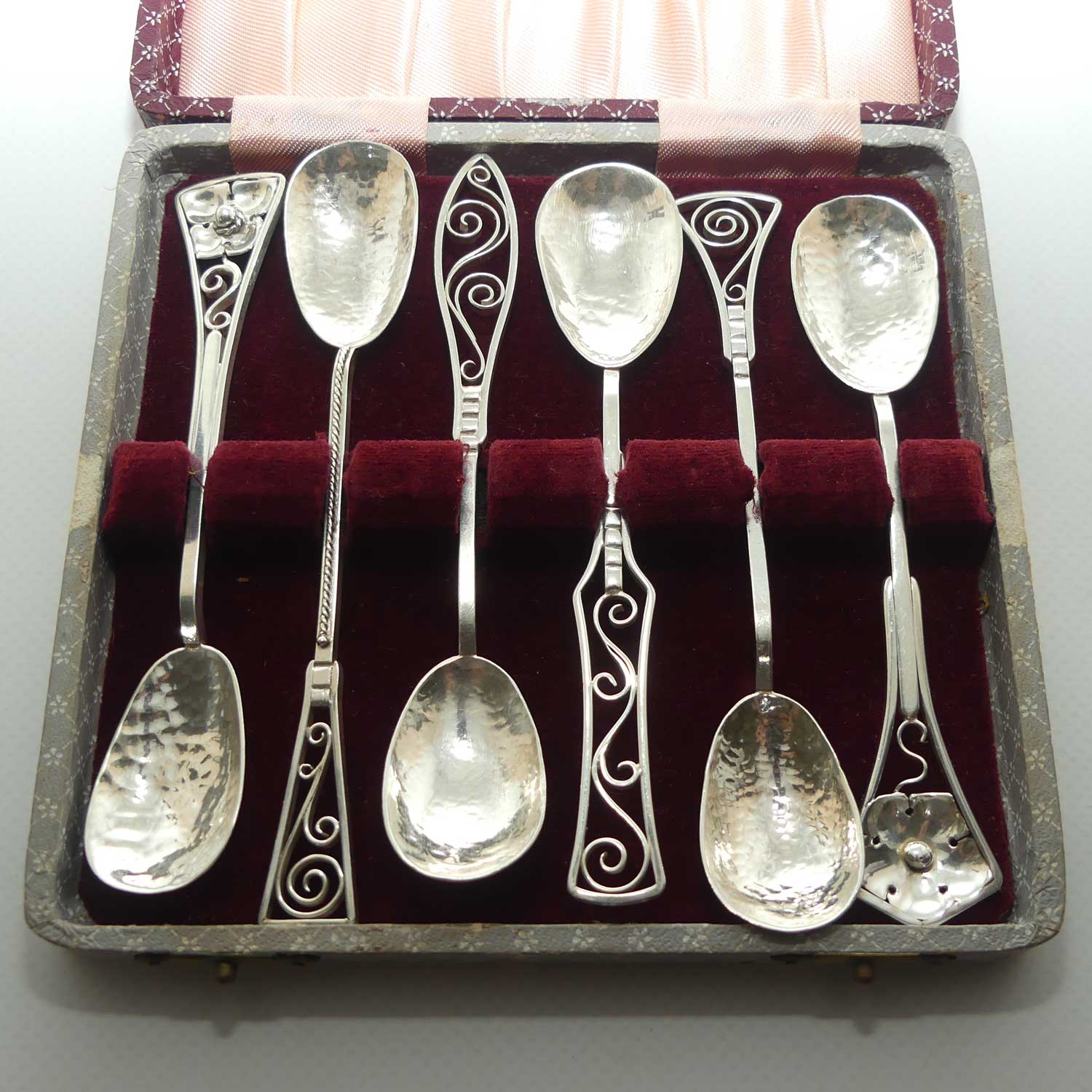 Australian Sterling Silver Arts and Crafts hand beaten set of 6 tea spoons in original box
