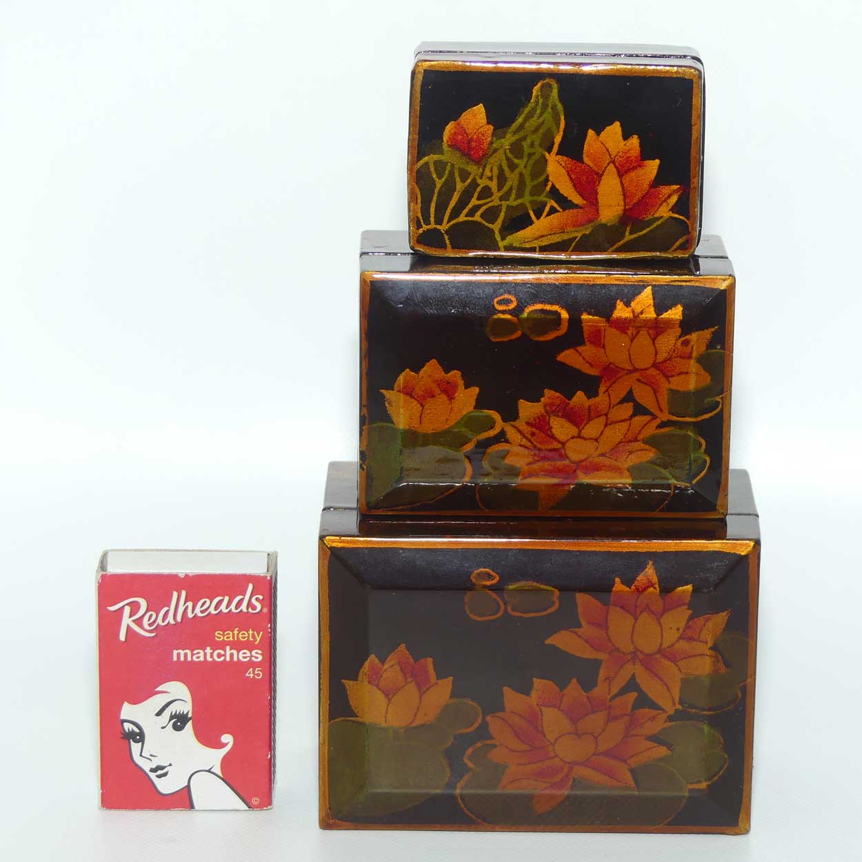Set of 3 Graduated Lacquerware Water Lily jewel boxes