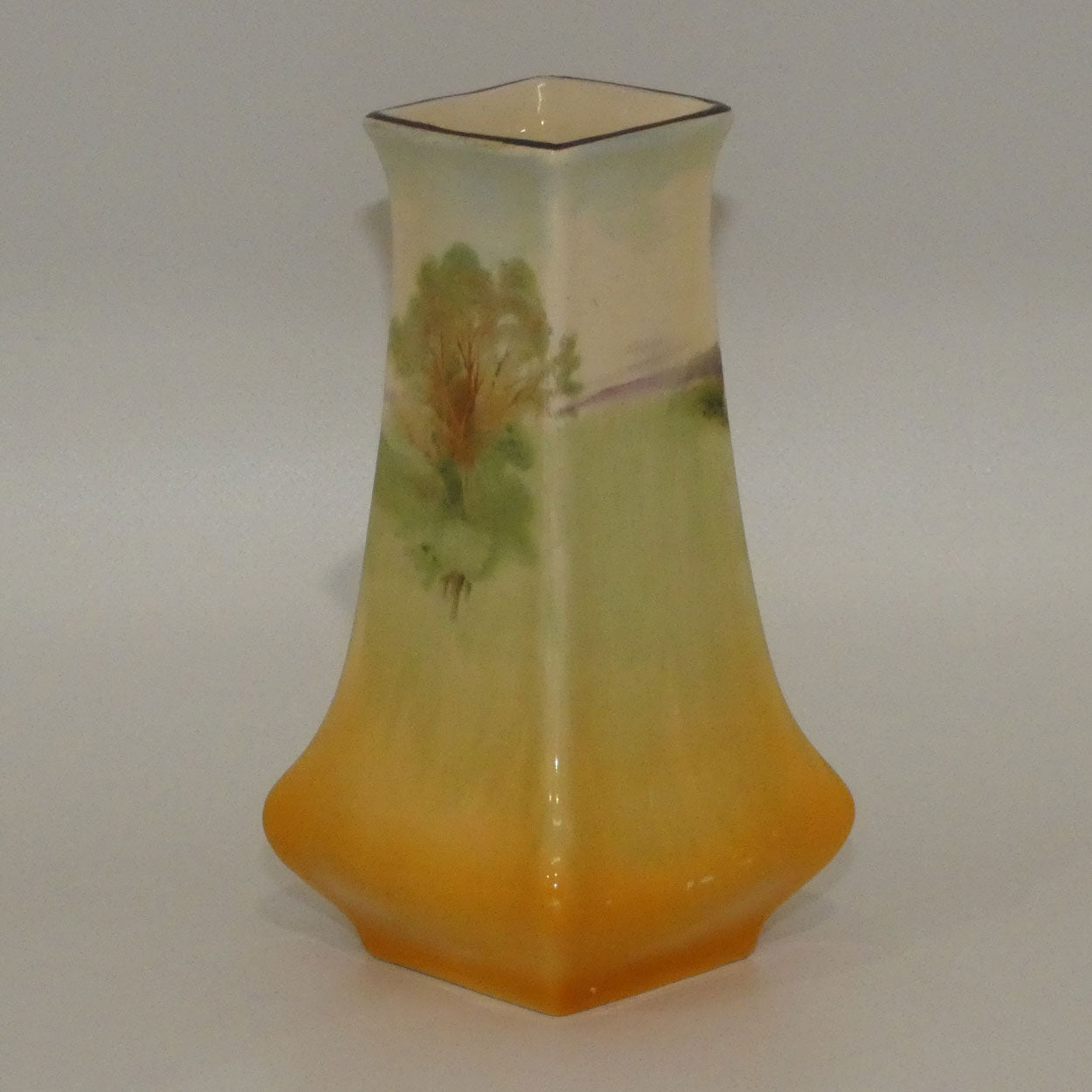 royal-doulton-english-cottages-a-vase-shape-7012-d4987
