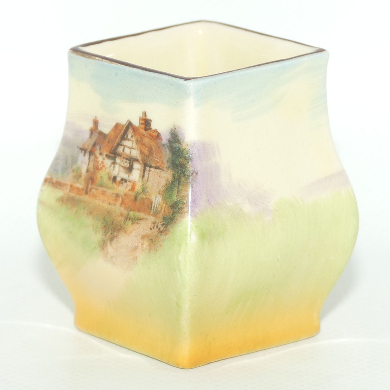 Royal Doulton English Cottages A vase Shape 7018 | D4987