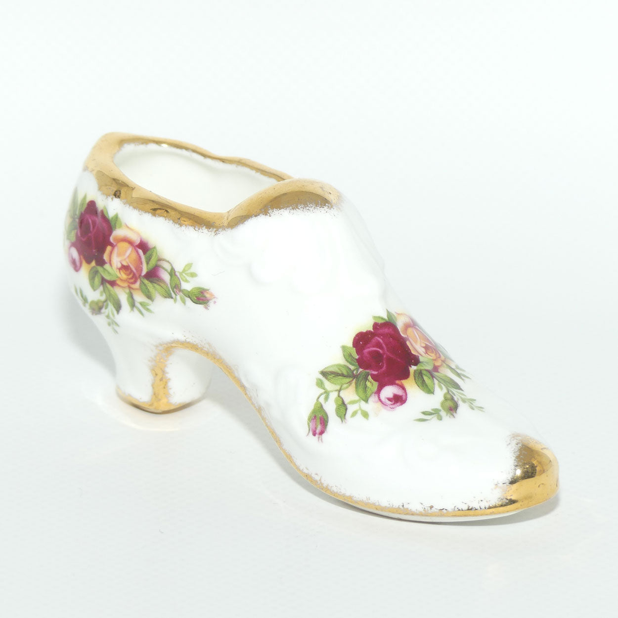 Royal Albert Bone China England Old Country Roses slipper | © Royal Albert Ltd 1962 stamp | #2