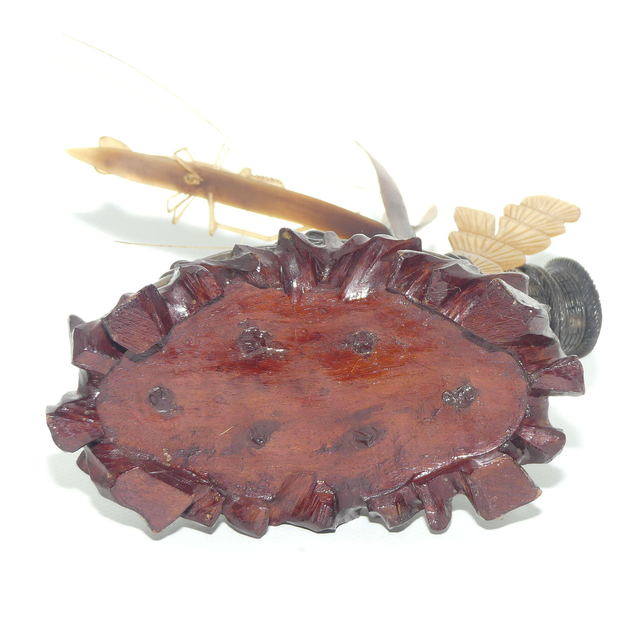 Chinese Carved Horn Shrimps figure | Shrimp in Trap