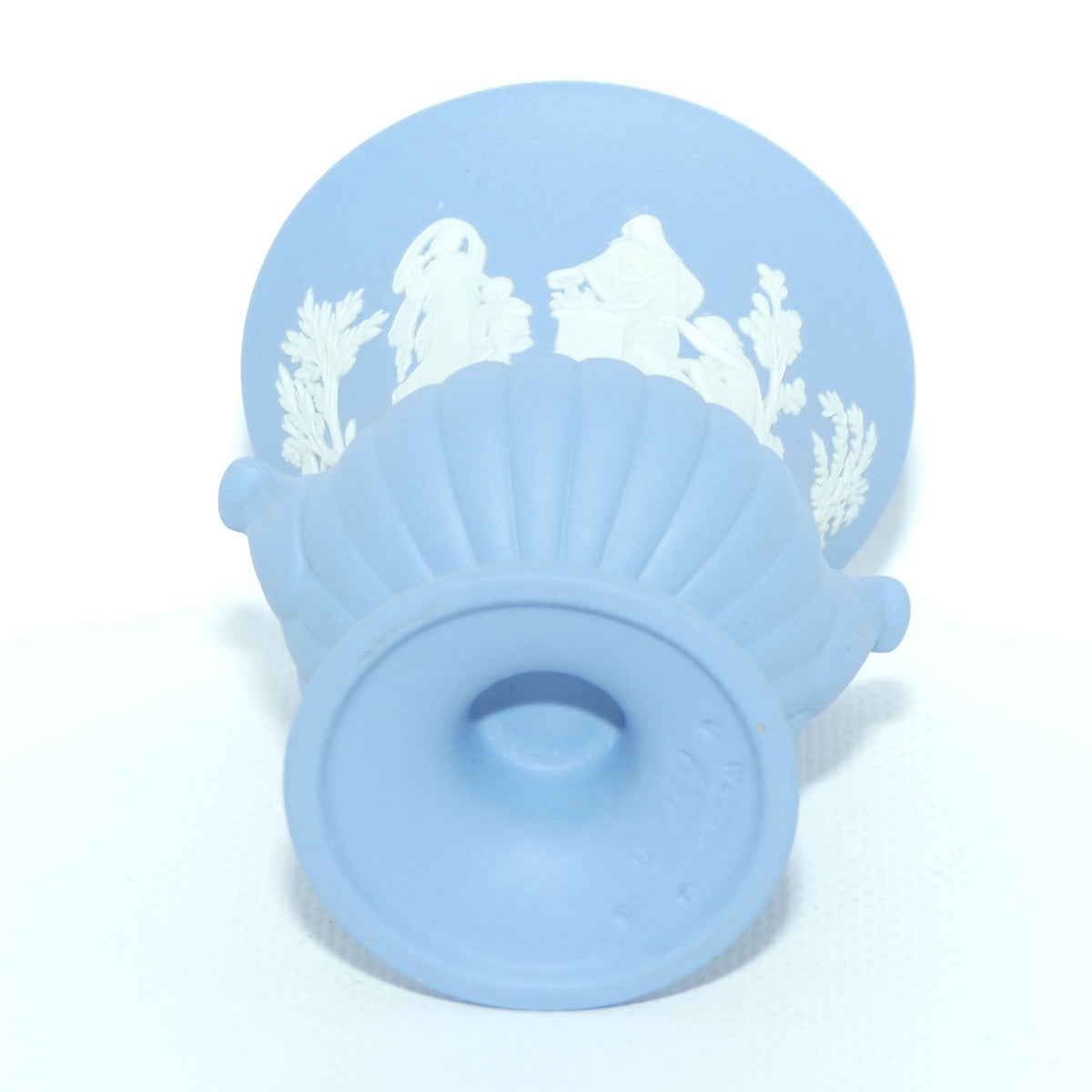 Wedgwood Jasper | White on Pale Blue | Maidens Campagna shape vase | #3