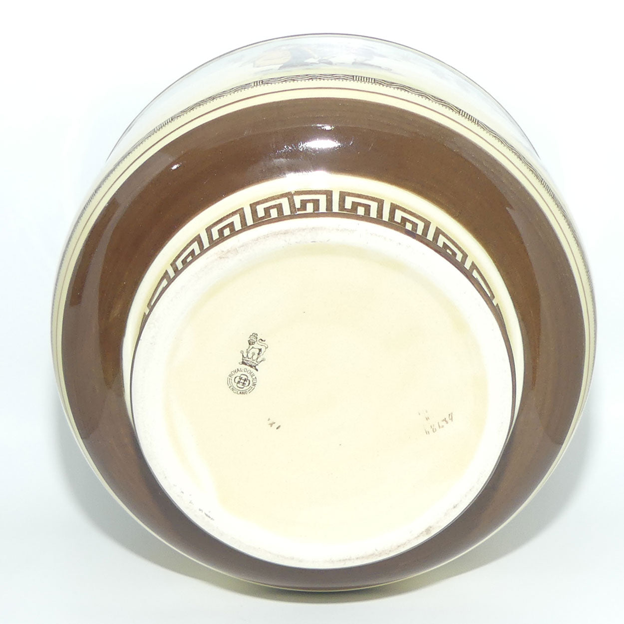 Royal Doulton Sport and Leisure | Skating jardiniere D2789