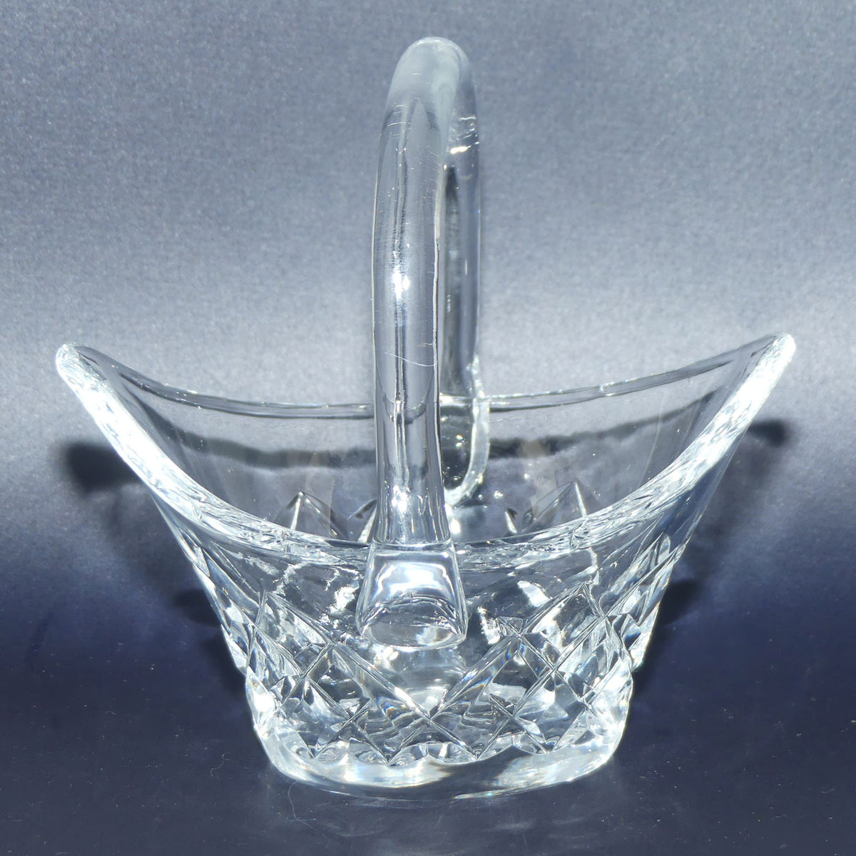 Small Crystal basket | Diamond Cut with pointed shape