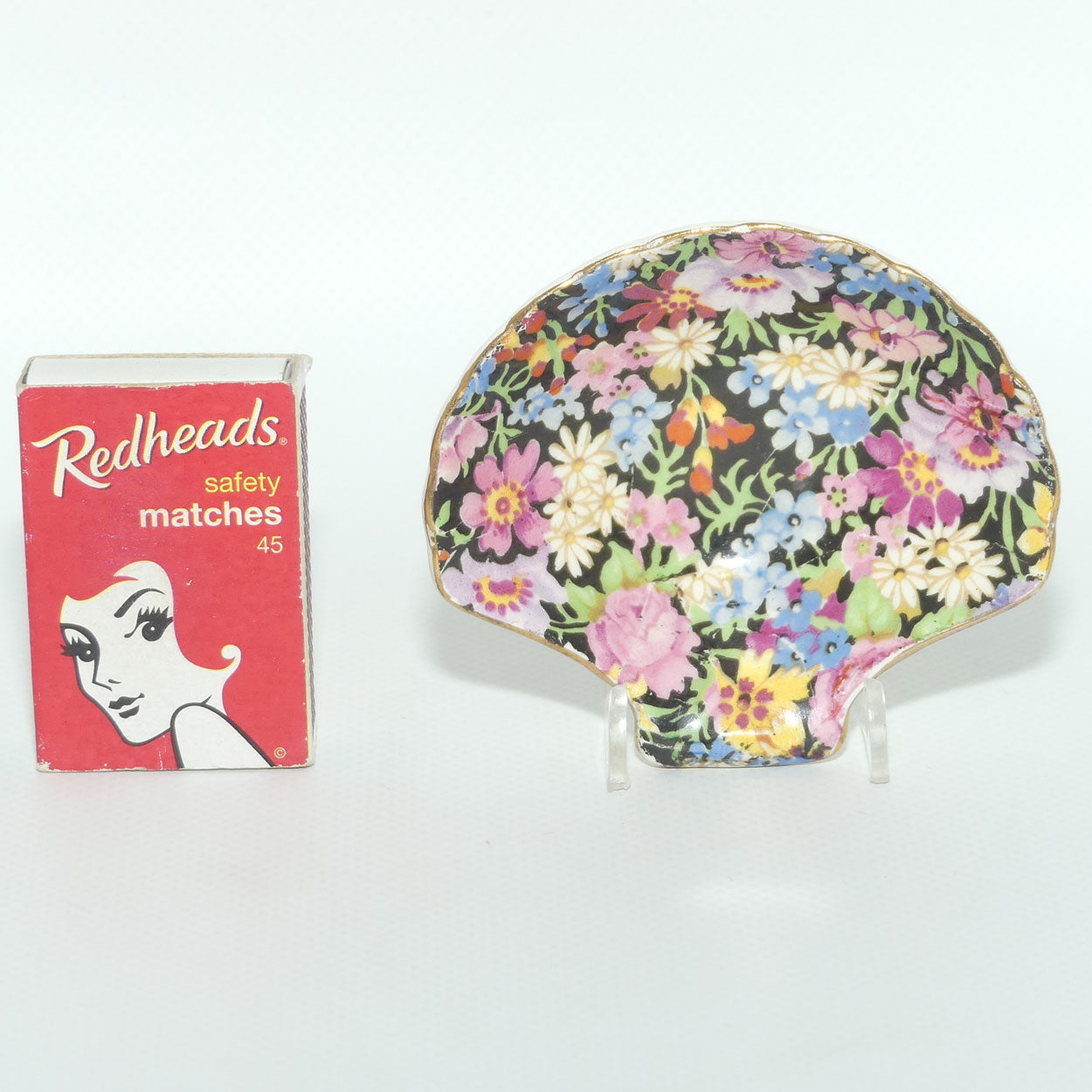 Royal Winton Balmoral Chintz shell shape miniature dish