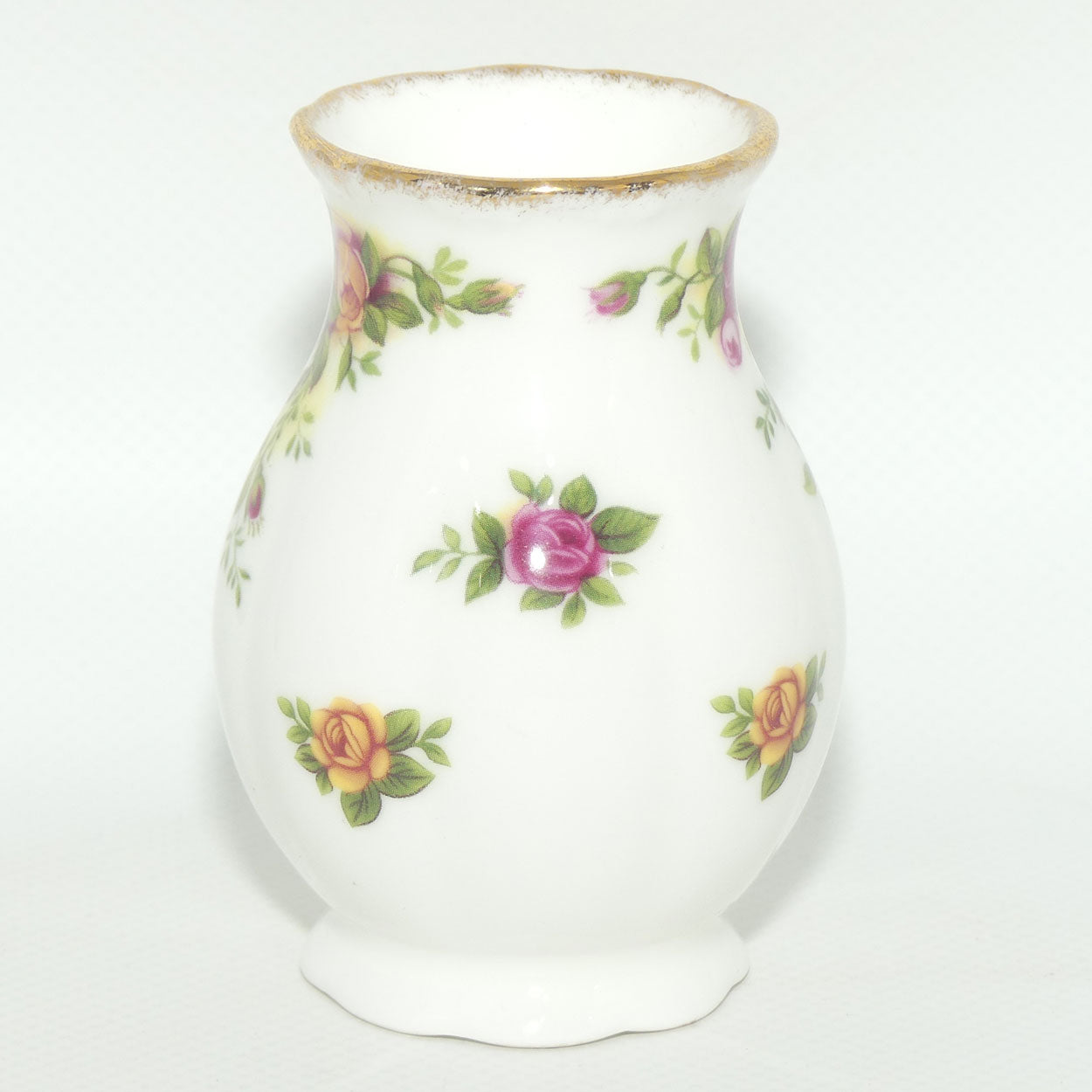 Royal Albert Bone China England Old Country Roses bud vase