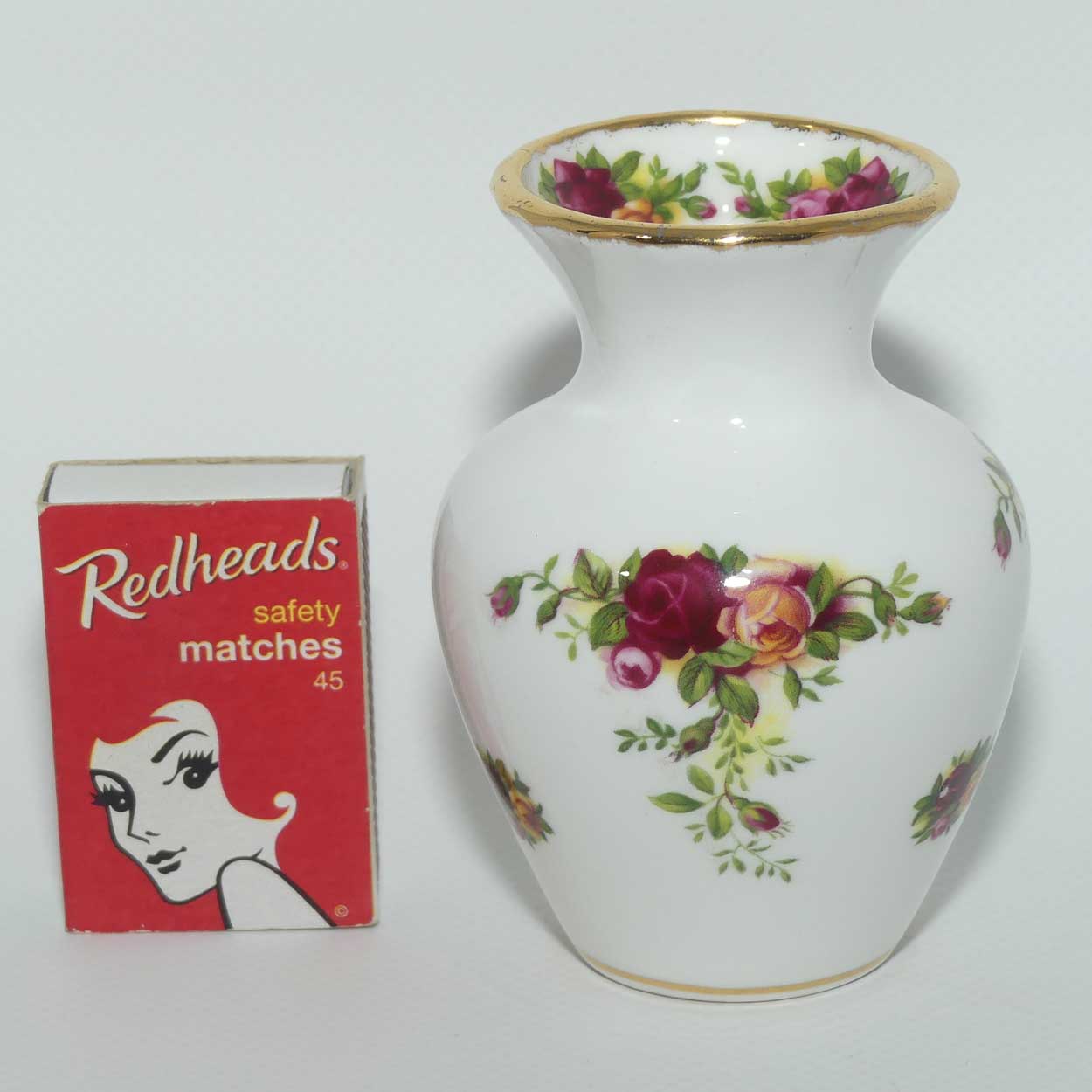 Royal Albert Bone China England Old Country Roses miniature vase | ©1962 Royal Albert Ltd backstamp | #3