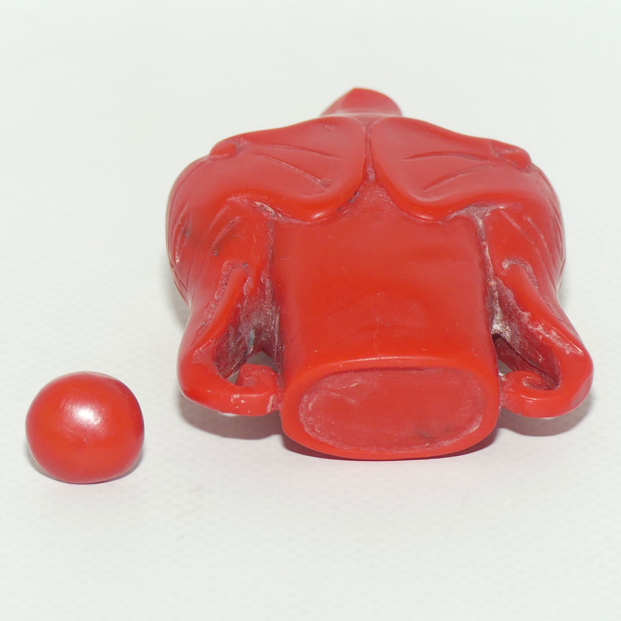 Cinnabar Snuff Bottle | Red stopper | Double Elephants