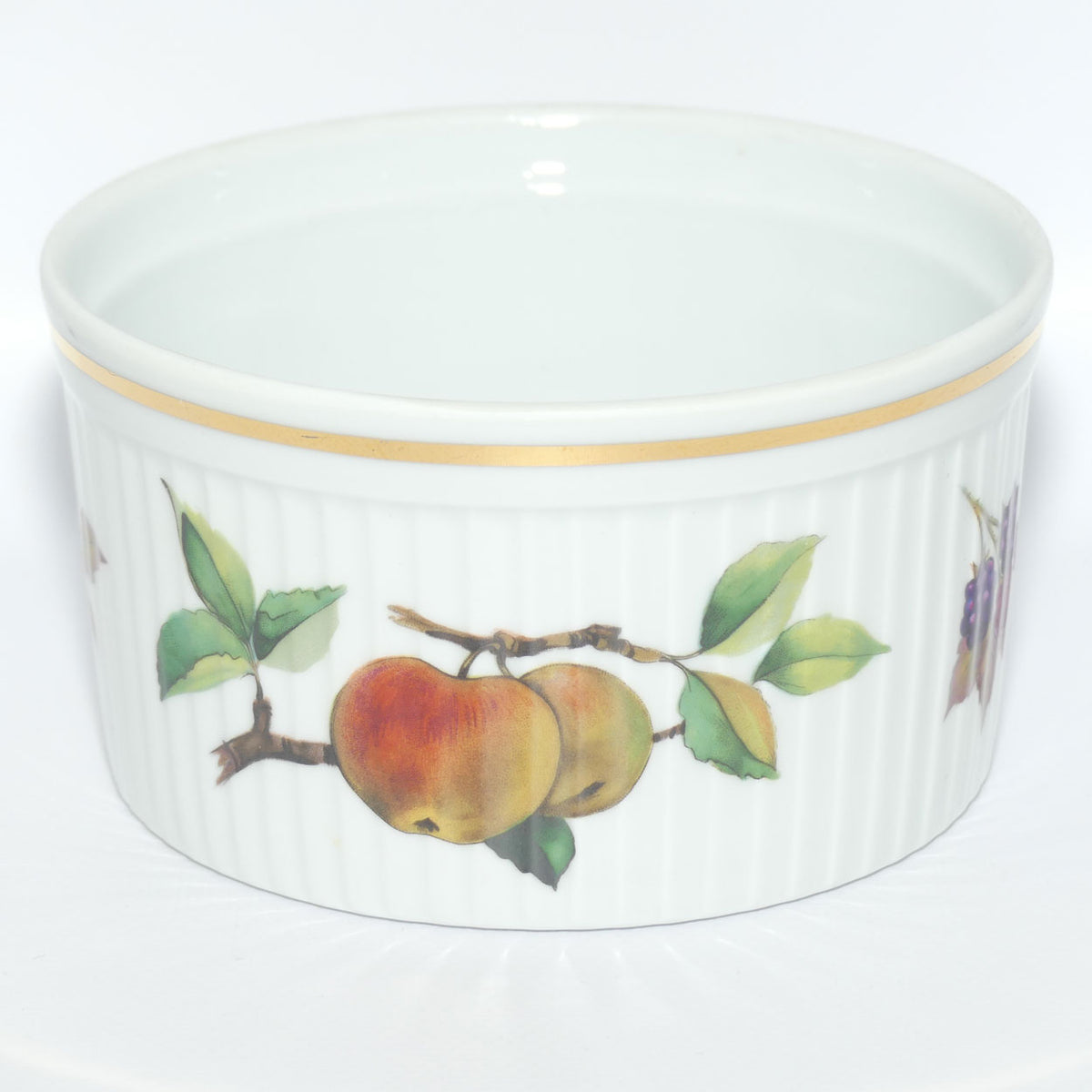 Royal Worcester Fine Porcelain | Evesham pattern | small souffle dish | 14cm diam