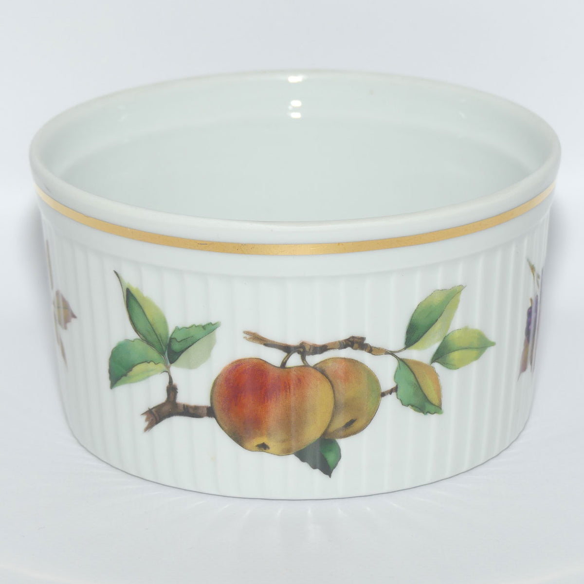 Royal Worcester Fine Porcelain | Evesham pattern | small souffle dish | 14cm diam