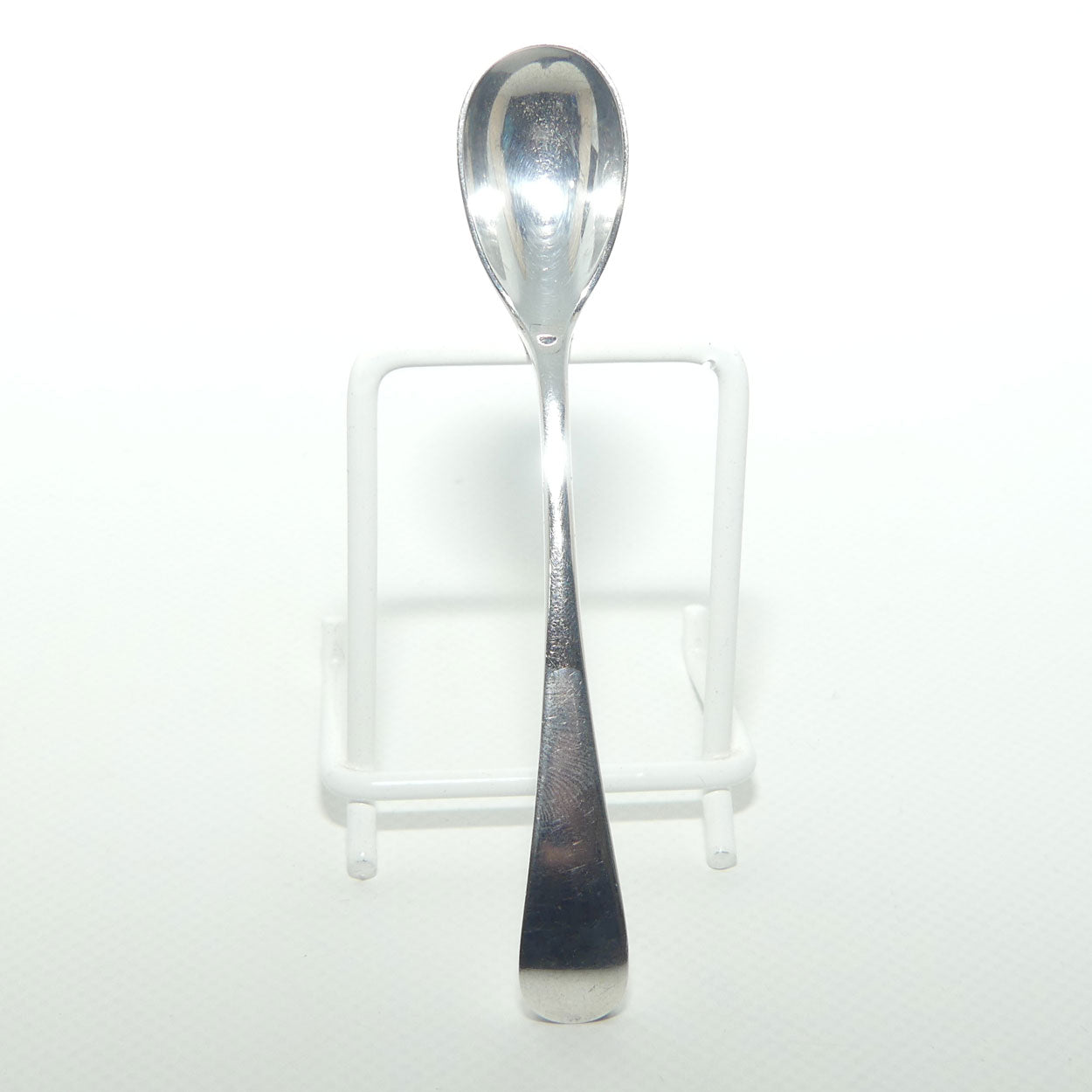 Victorian era Sterling Silver egg spoon | Sheffield 1896 | 17.5 grams