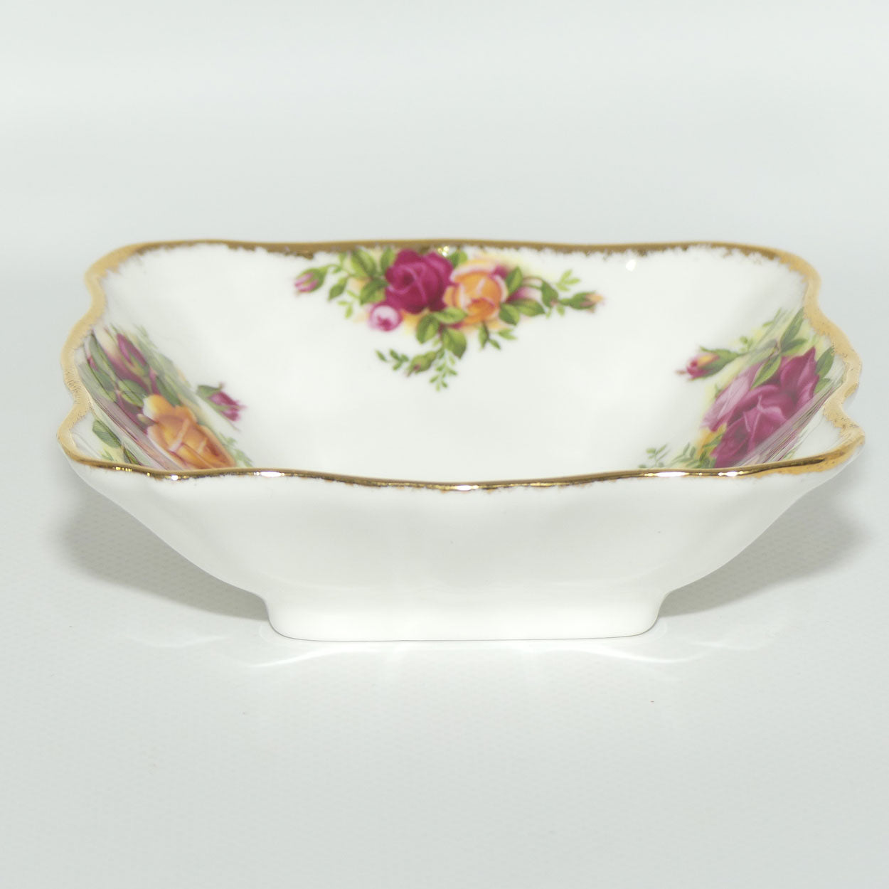 Royal Albert Bone China England Old Country Roses Square Dish | © 1962 Royal Albert Ltd backstamp