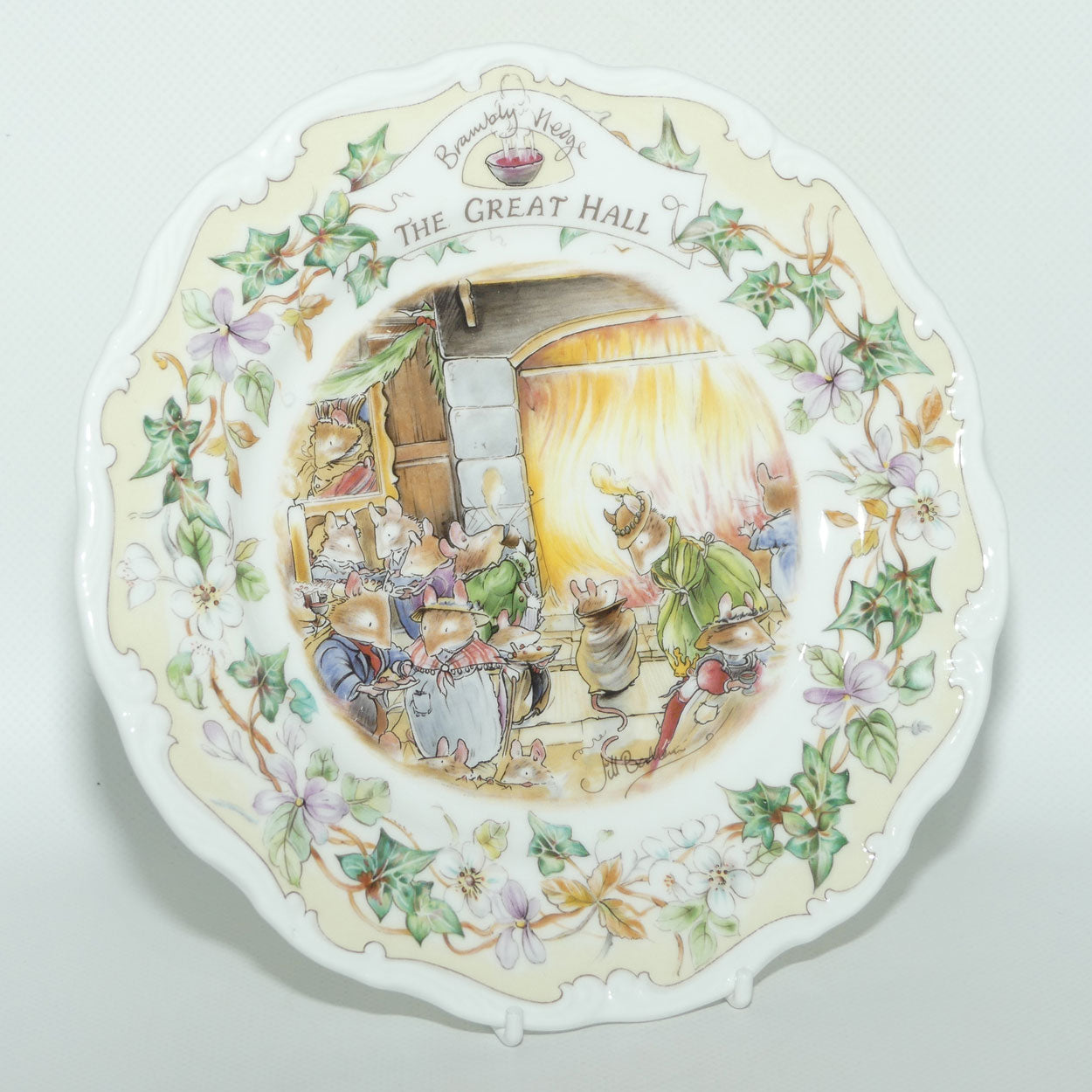 Royal Doulton Brambly Hedge Giftware | Secret Staircase series plate | The Great Hall | 20cm