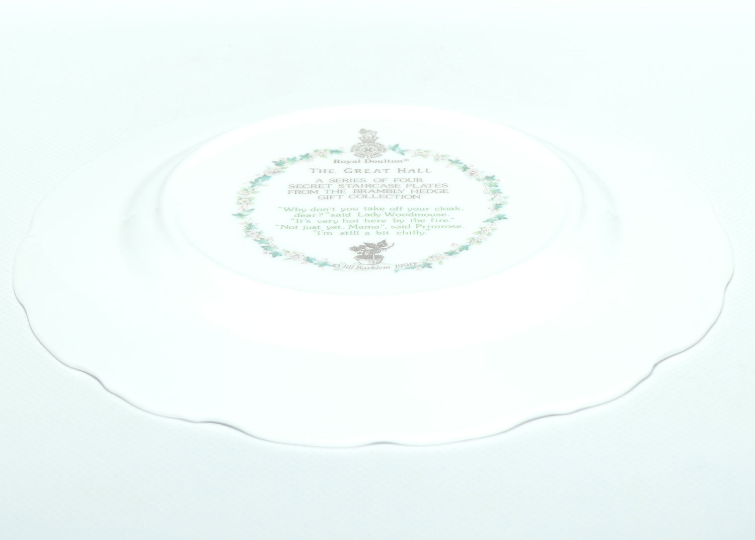 Royal Doulton Brambly Hedge Giftware | Secret Staircase series plate | The Great Hall | 20cm