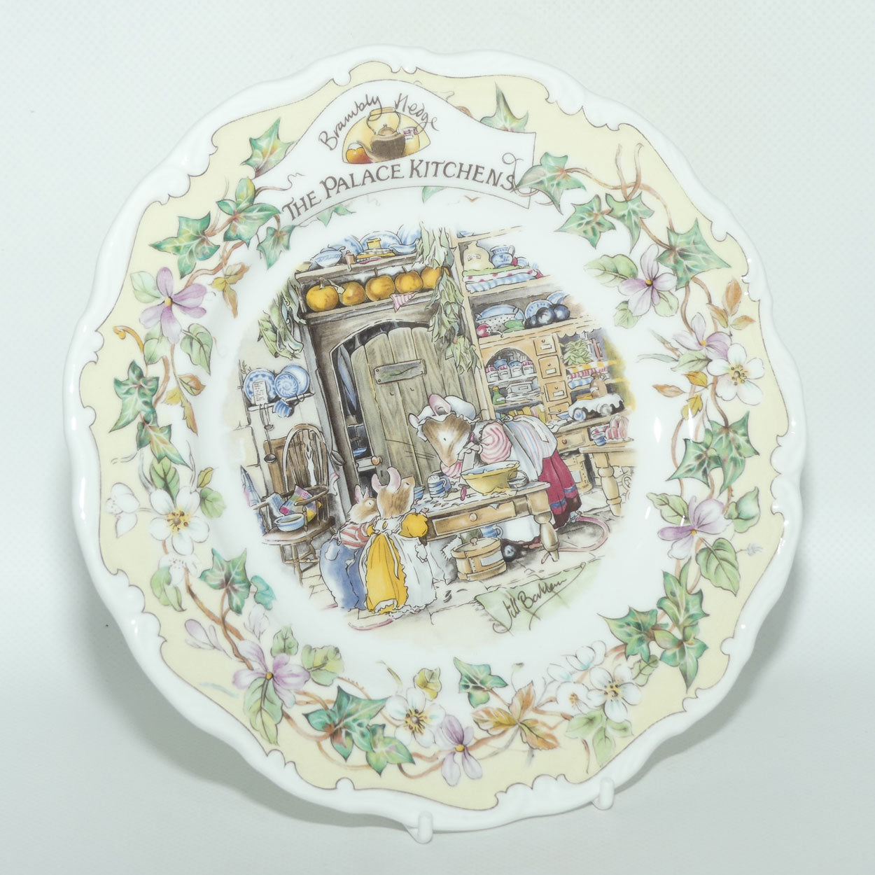 Royal Doulton Brambly Hedge Giftware | Secret Staircase series plate | The Palace Kitchens | 20cm