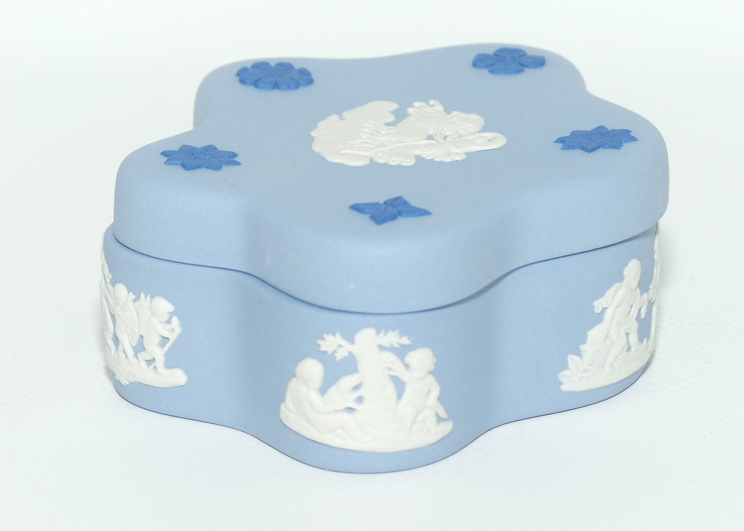 Wedgwood Jasper | Dark Blue and White on Pale Blue 5 point shape trinket box