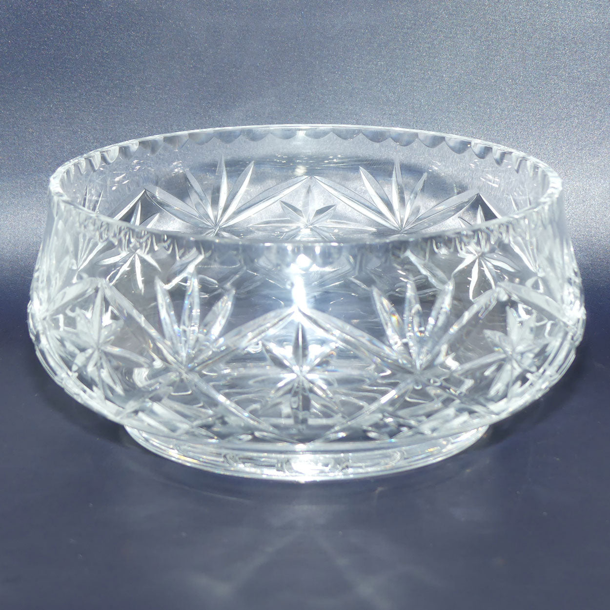 Traditional Star Cut Crystal bowl | 18cm diameter
