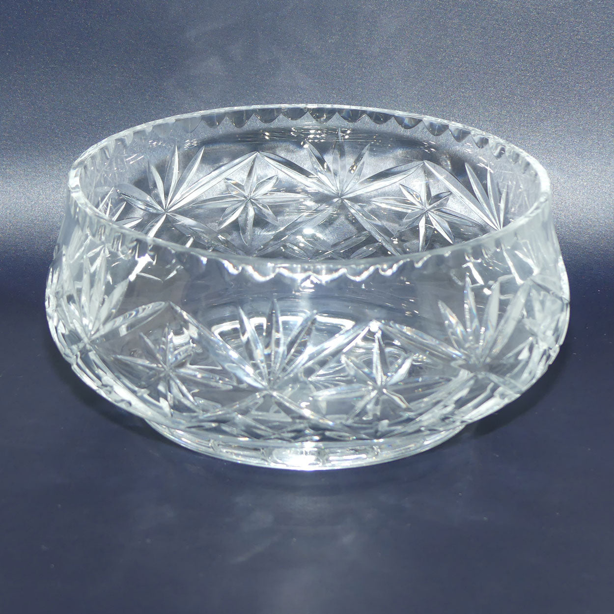 Traditional Star Cut Crystal bowl | 18cm diameter