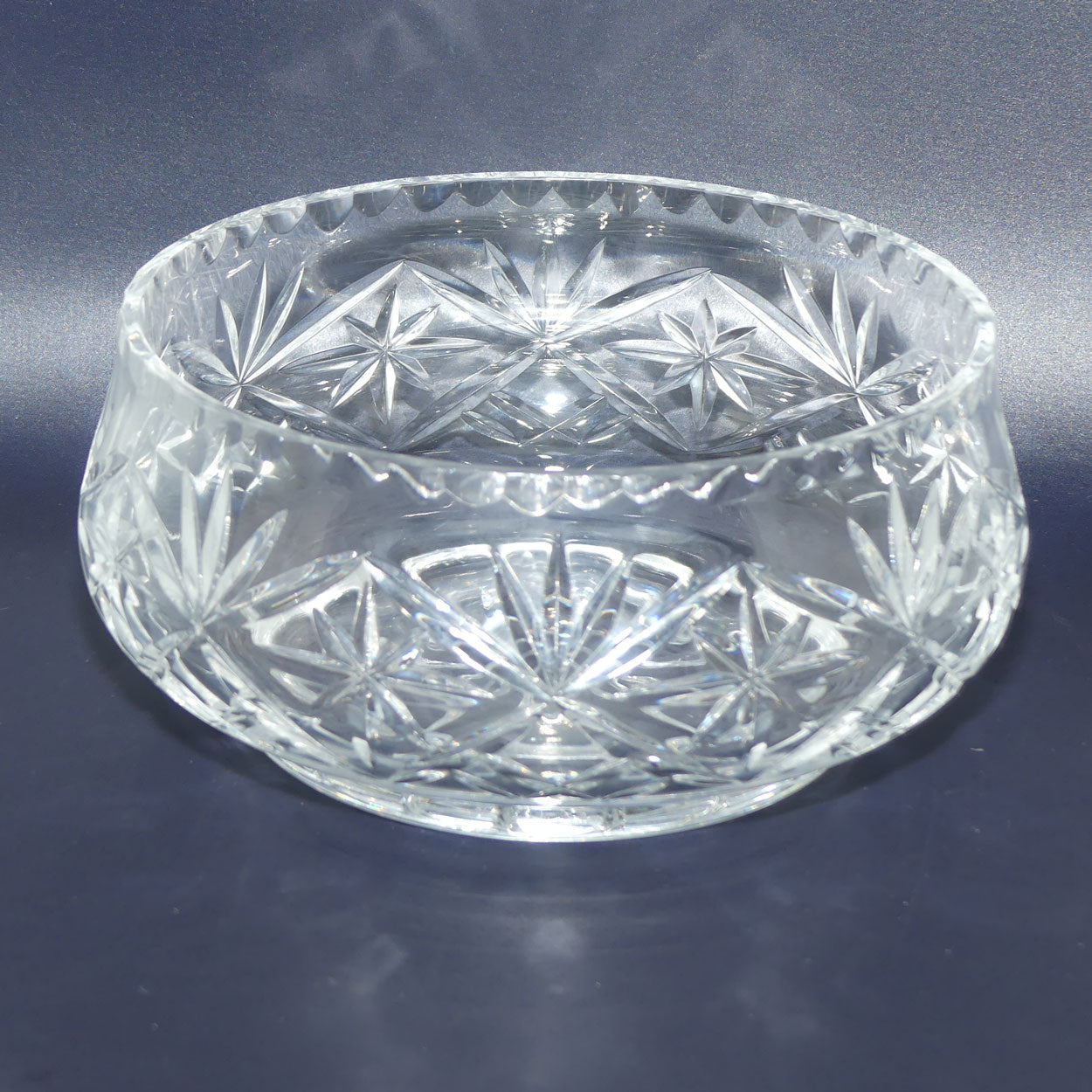 Traditional Star Cut Crystal bowl | 18cm diameter