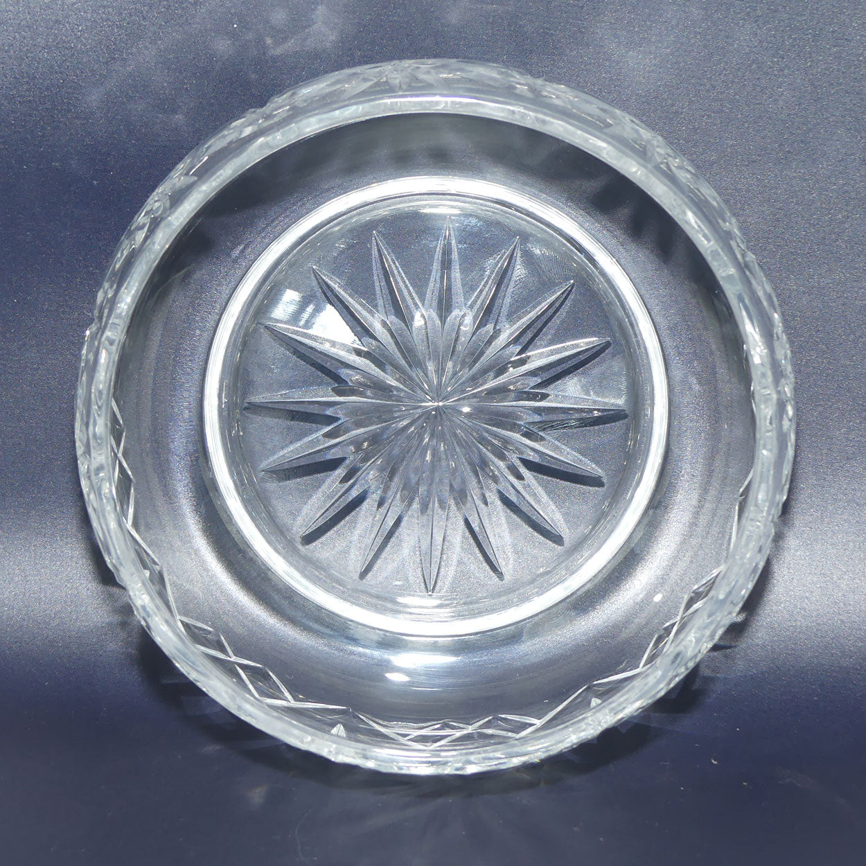 Traditional Star Cut Crystal bowl | 18cm diameter