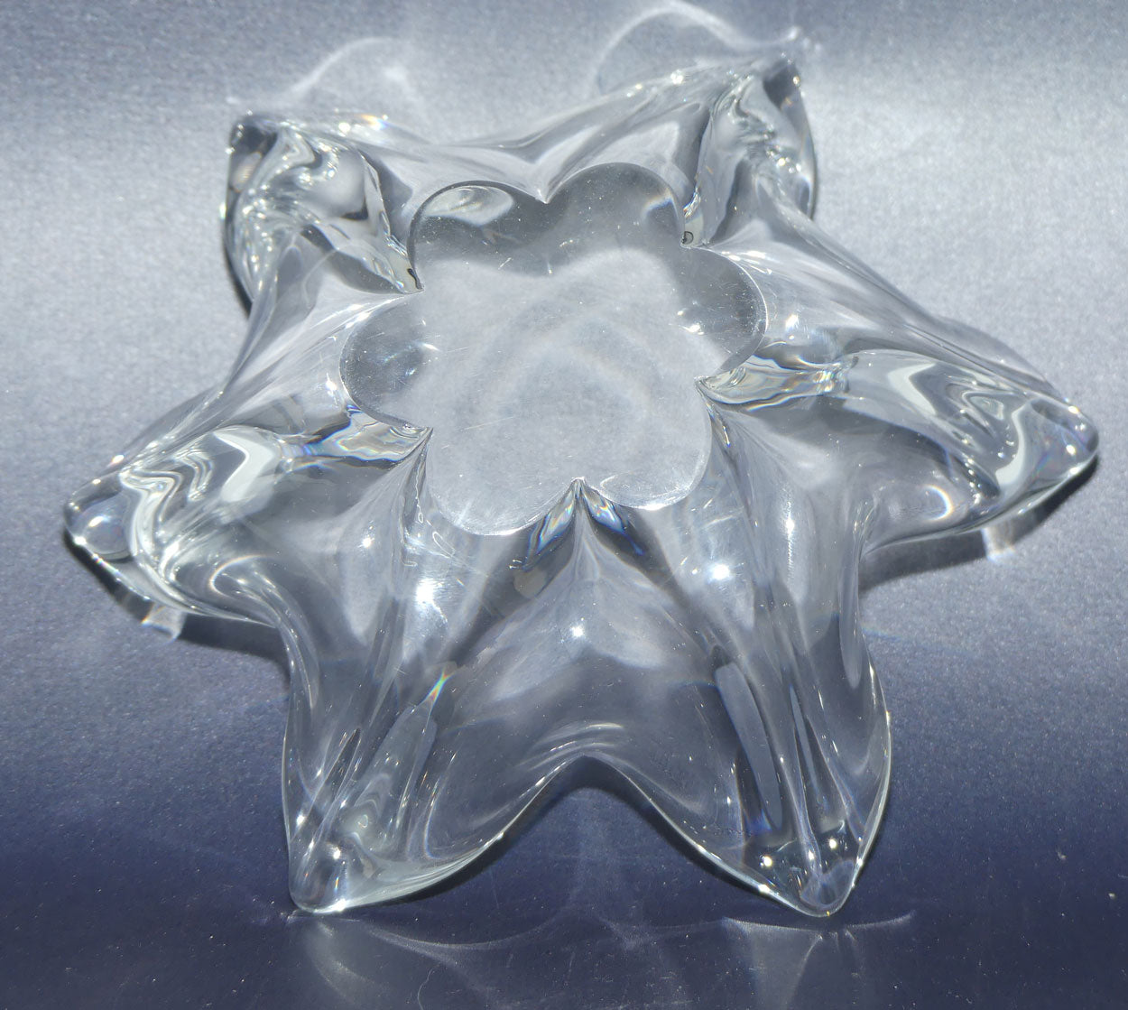 Daum France 6 point star shape bowl | 17cms diam