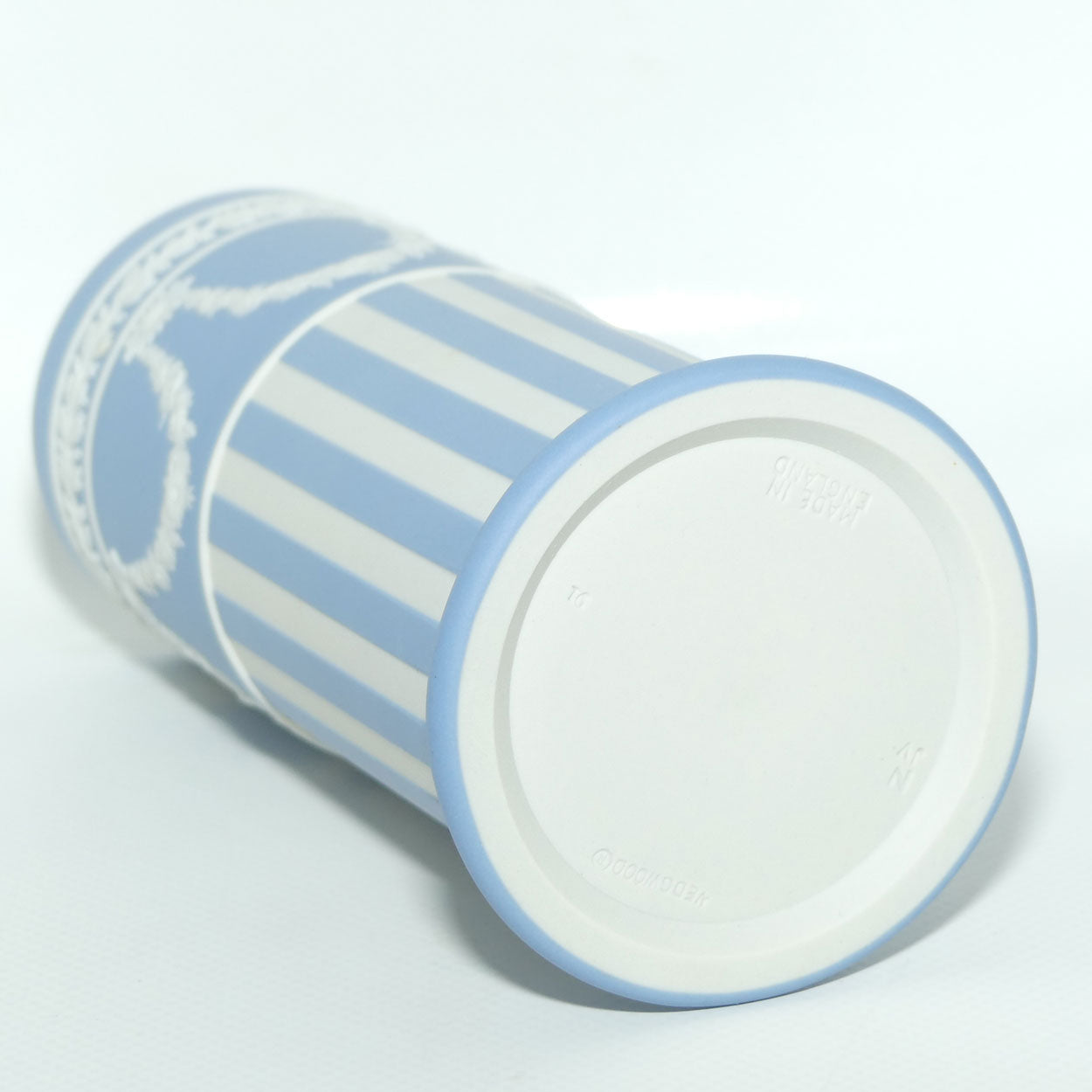 Wedgwood Jasper | White on Pale Blue | Vertical Stripes with Neoclassical Garland cylinder vase