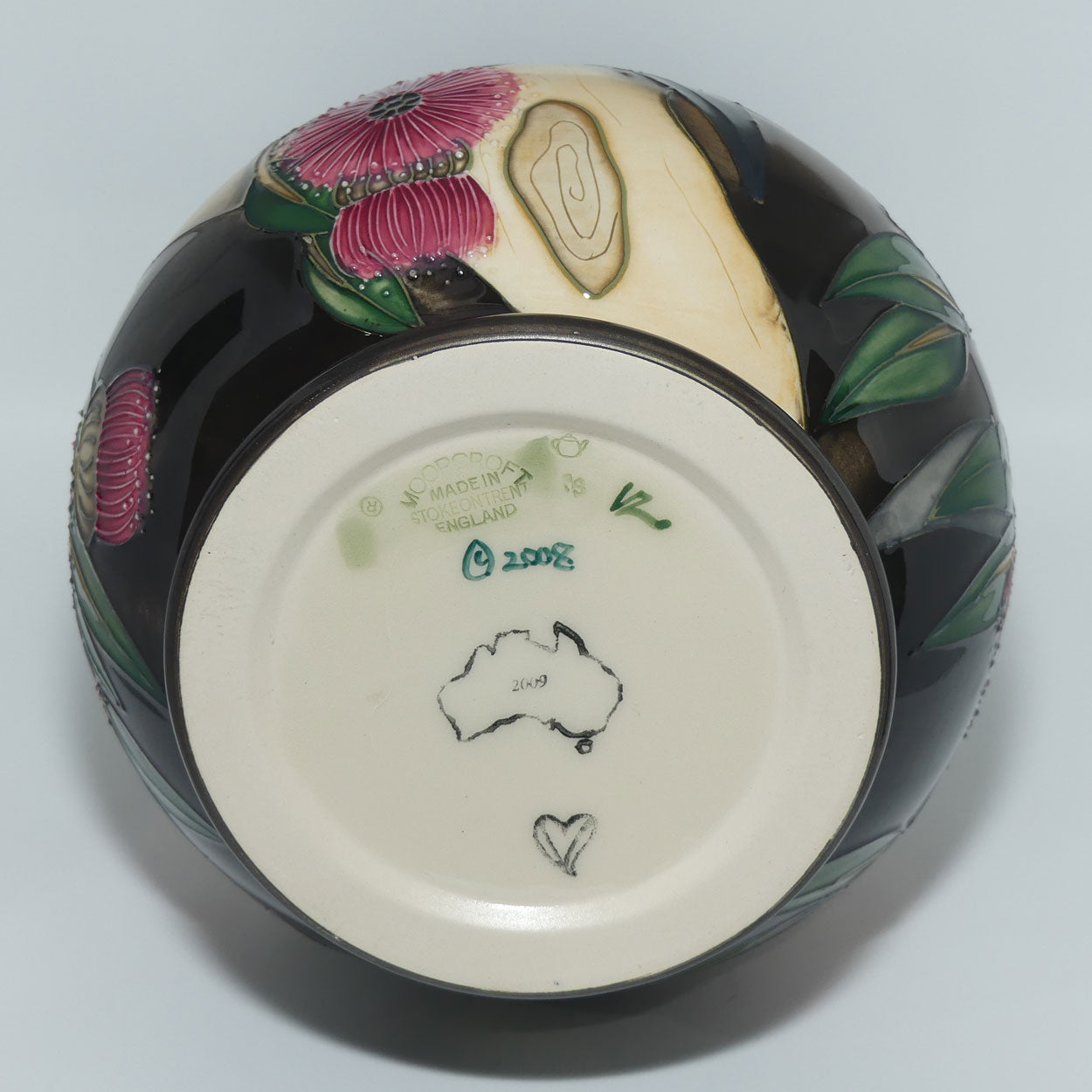 Moorcroft Australian Sugar Gliders M1/9 vase | #1