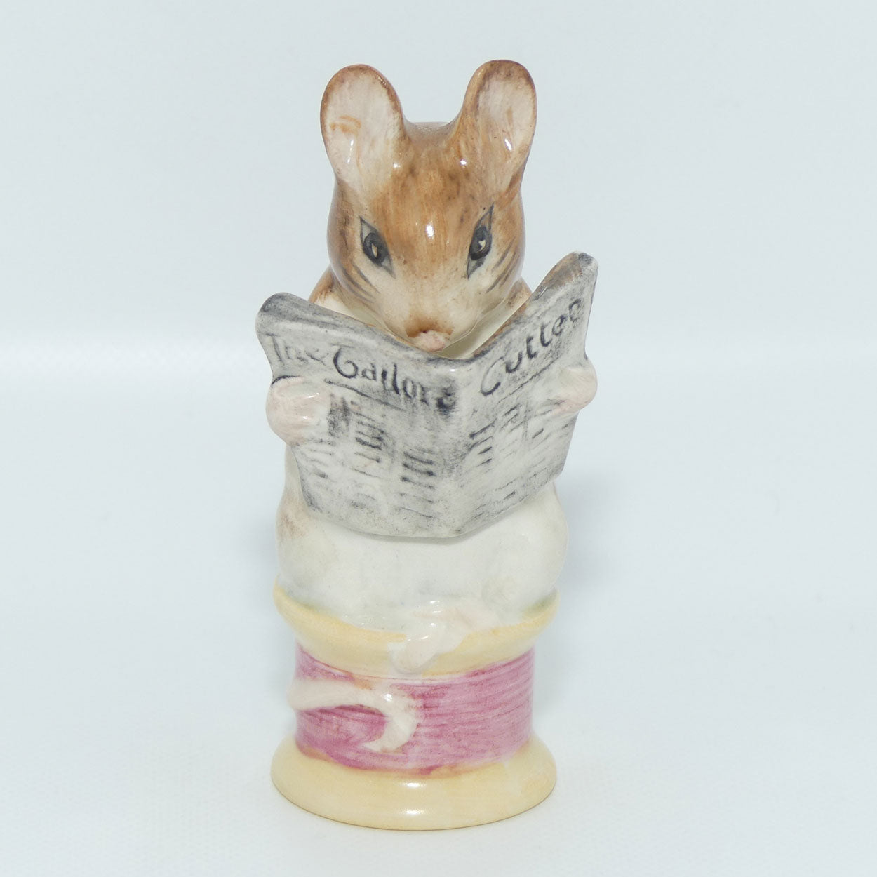 Beswick Beatrix Potter Tailor of Gloucester | BP2a Gold Oval | #1